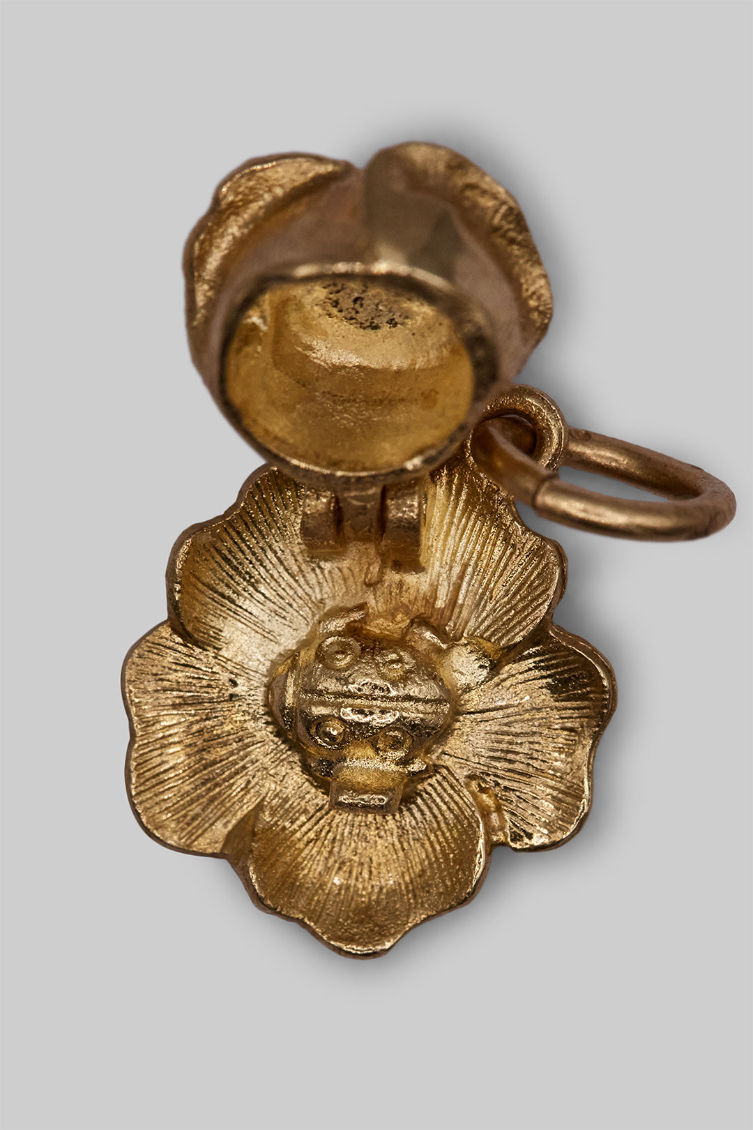 The Delicate Opening Golden Rose with a Ladybird Vintage Charm (9ct 375 Gold)