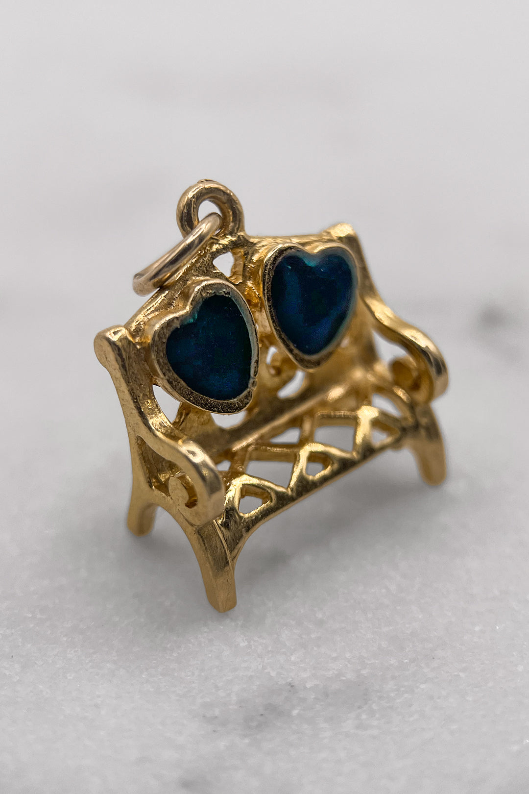 The Sweethearts’ Bench of Love Charm (375 9ct gold, made in 1977)