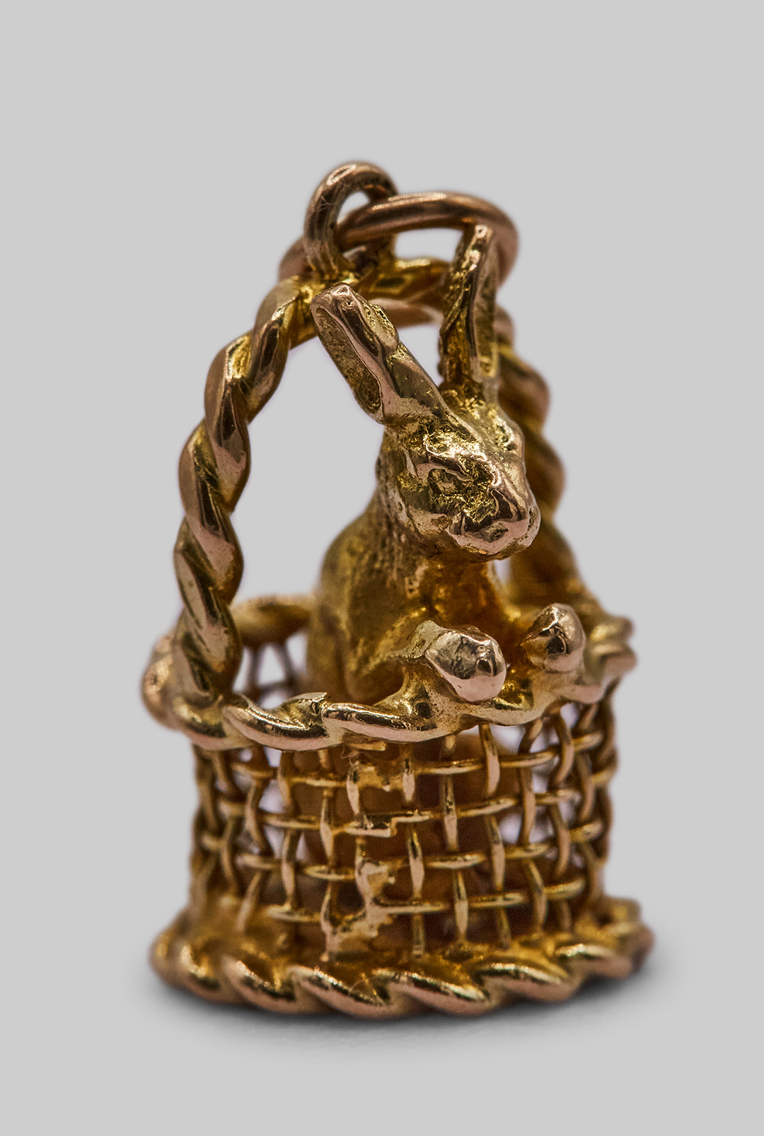 The Curious Golden Bunny in a Basket Charm (9ct 375 Gold 1958)