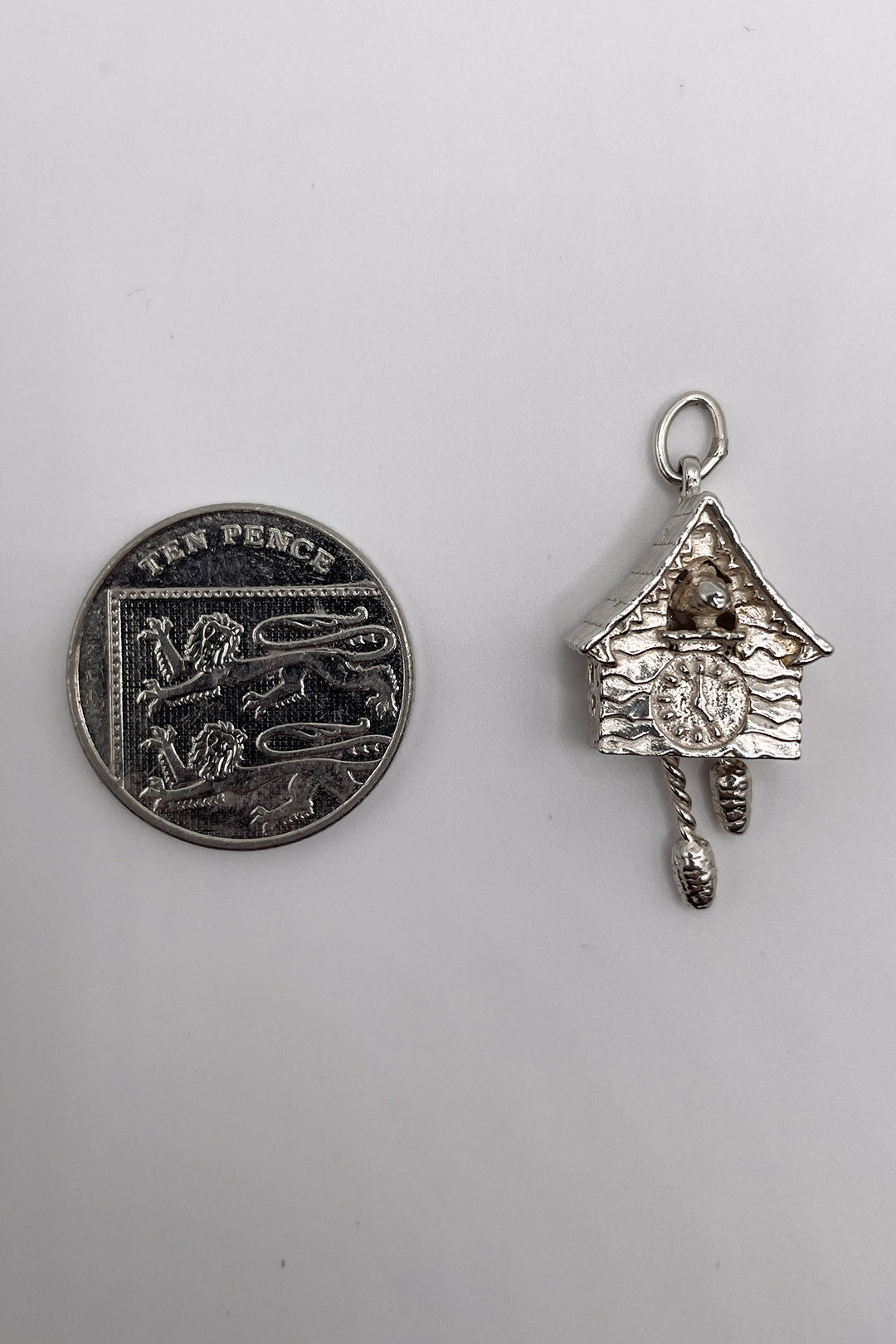 The Crazy Cuckoo Clock Articulated Vintage Charm (925 Sterling Silver made c 1950s to 1970s)