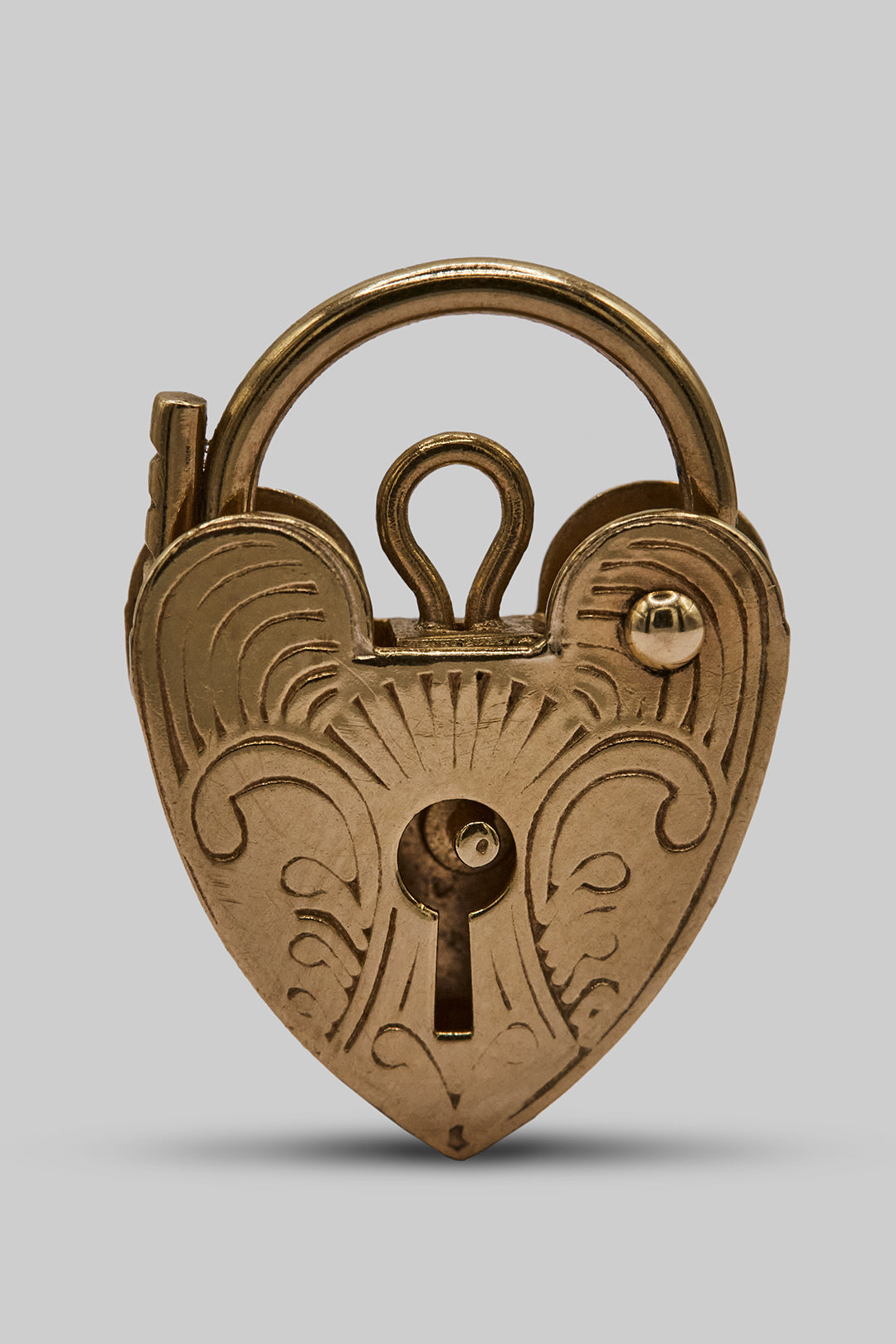 9ct 375 Gold Engraved Heart Shaped Padlock (1977)
