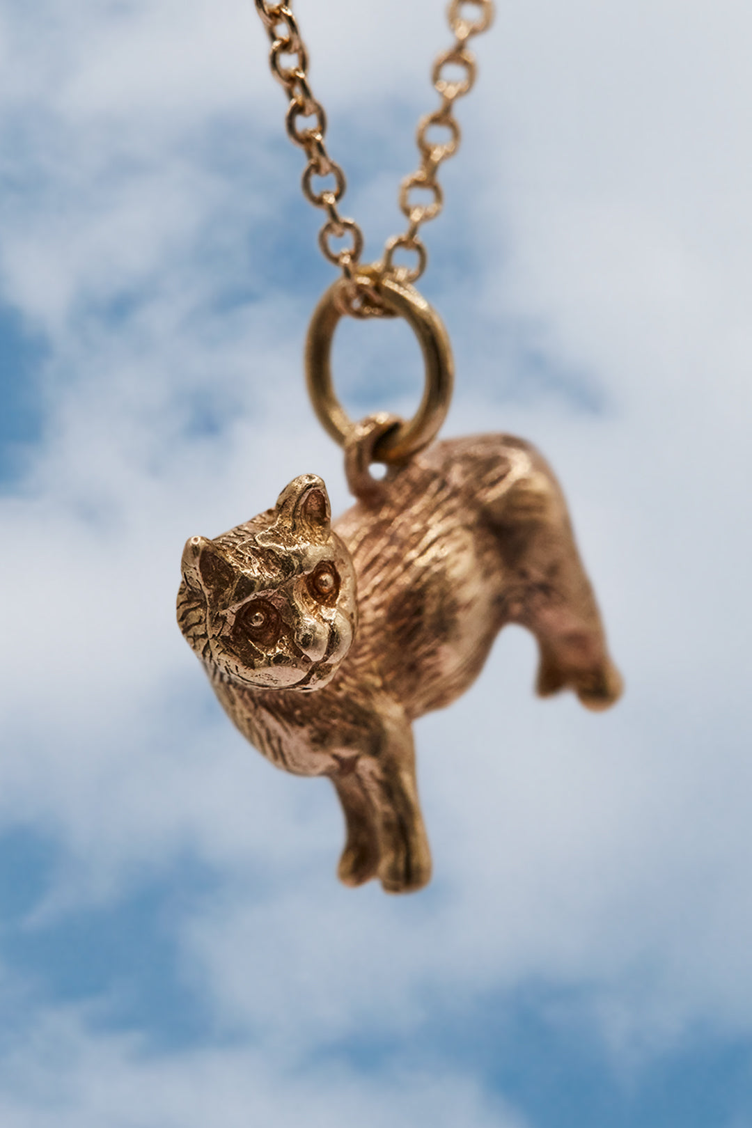 9ct 375 Gold Vintage Standing Cat Charm (1961)