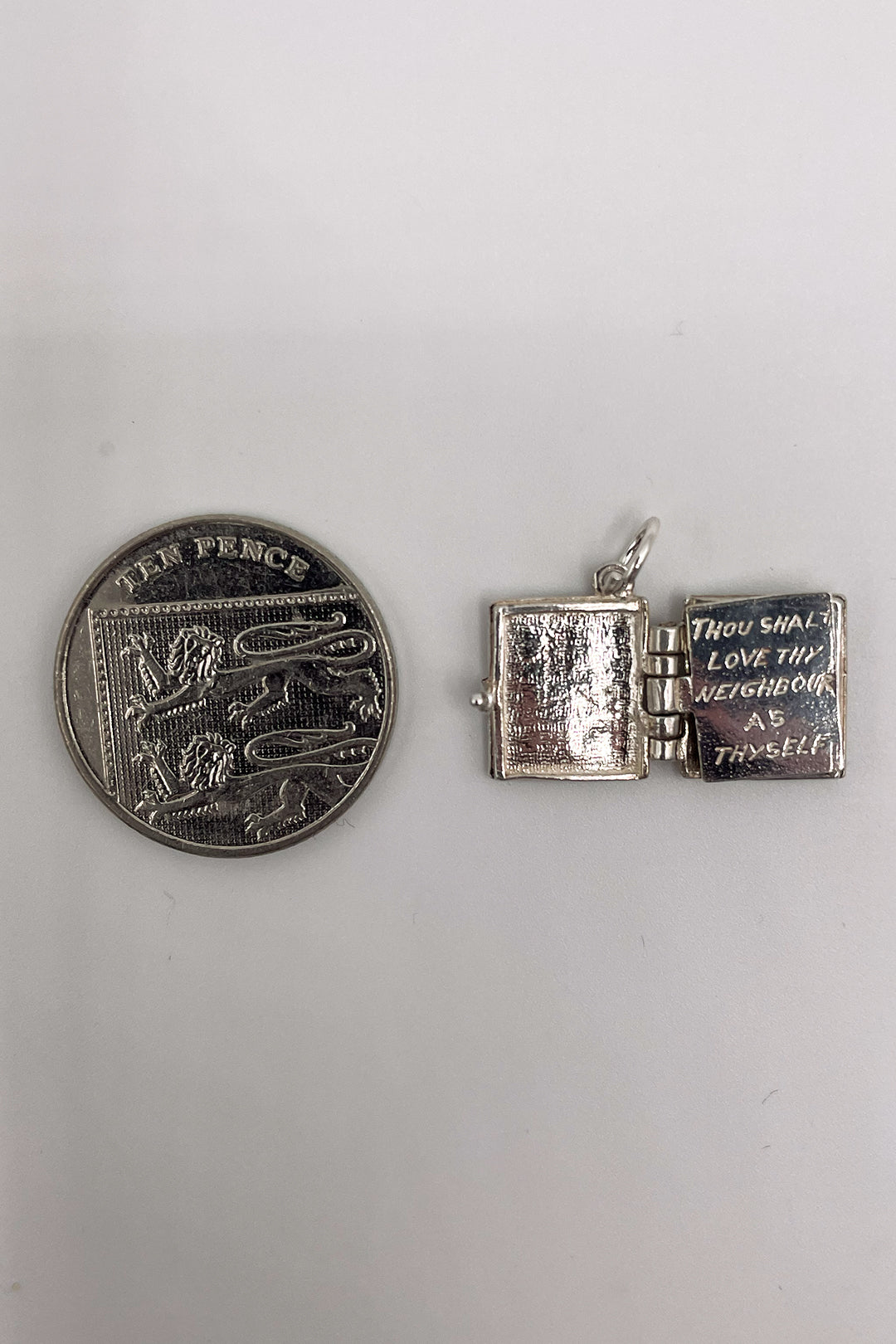 The Opening Holy Bible of Commandments Vintage Charm (925 Sterling Silver made c 1950s - 1970s)