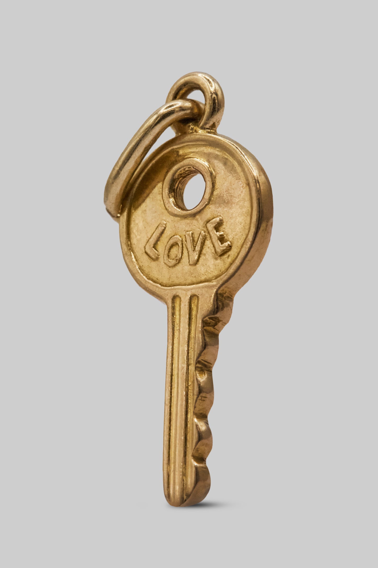 The Golden Key to Love Charm (18ct 750 Vintage Gold)