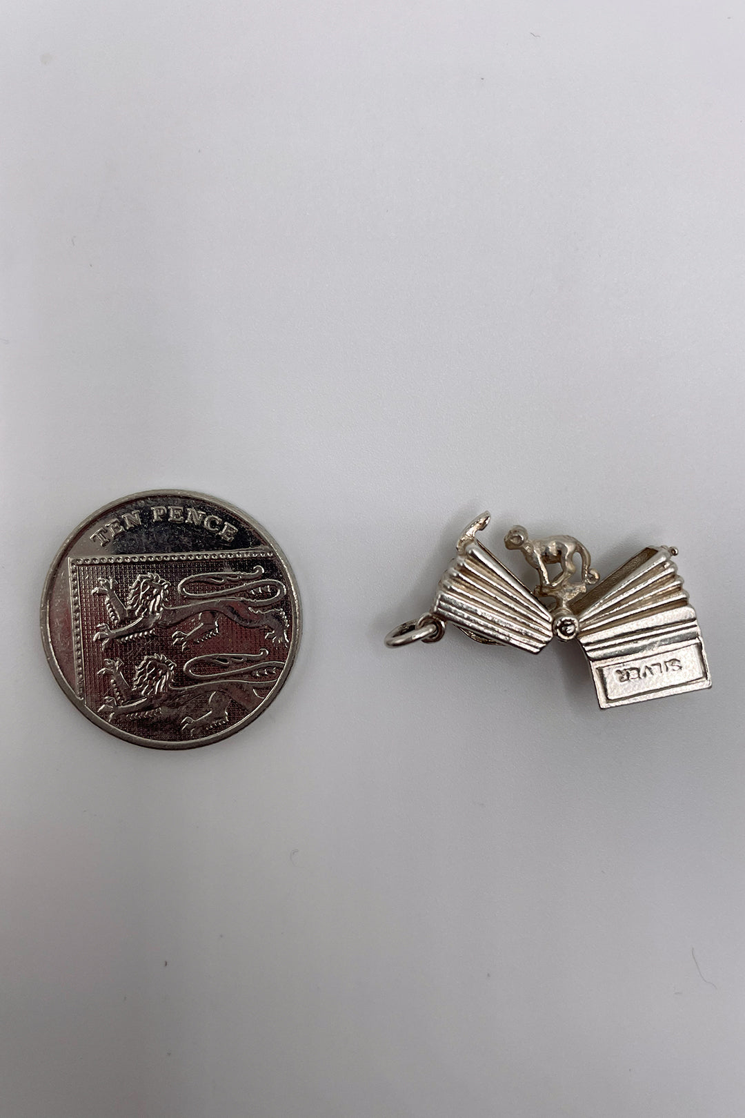 The Cheeky Monkey in an Accordion Vintage Charm (925 Sterling Silver made c 1950s - 1970s)