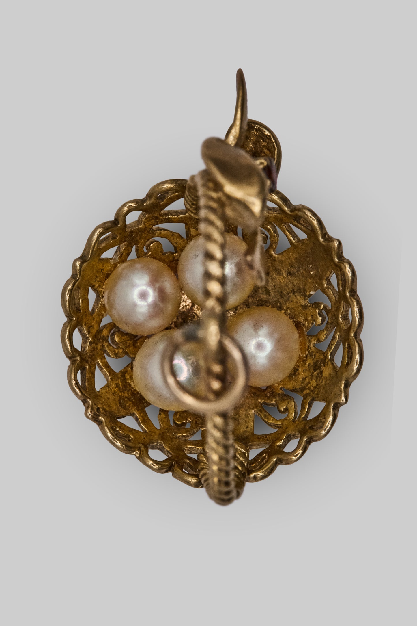 The Treasured Nest of Pearls Charm (9ct 375 Gold, Cultured Pearls made in 1966)
