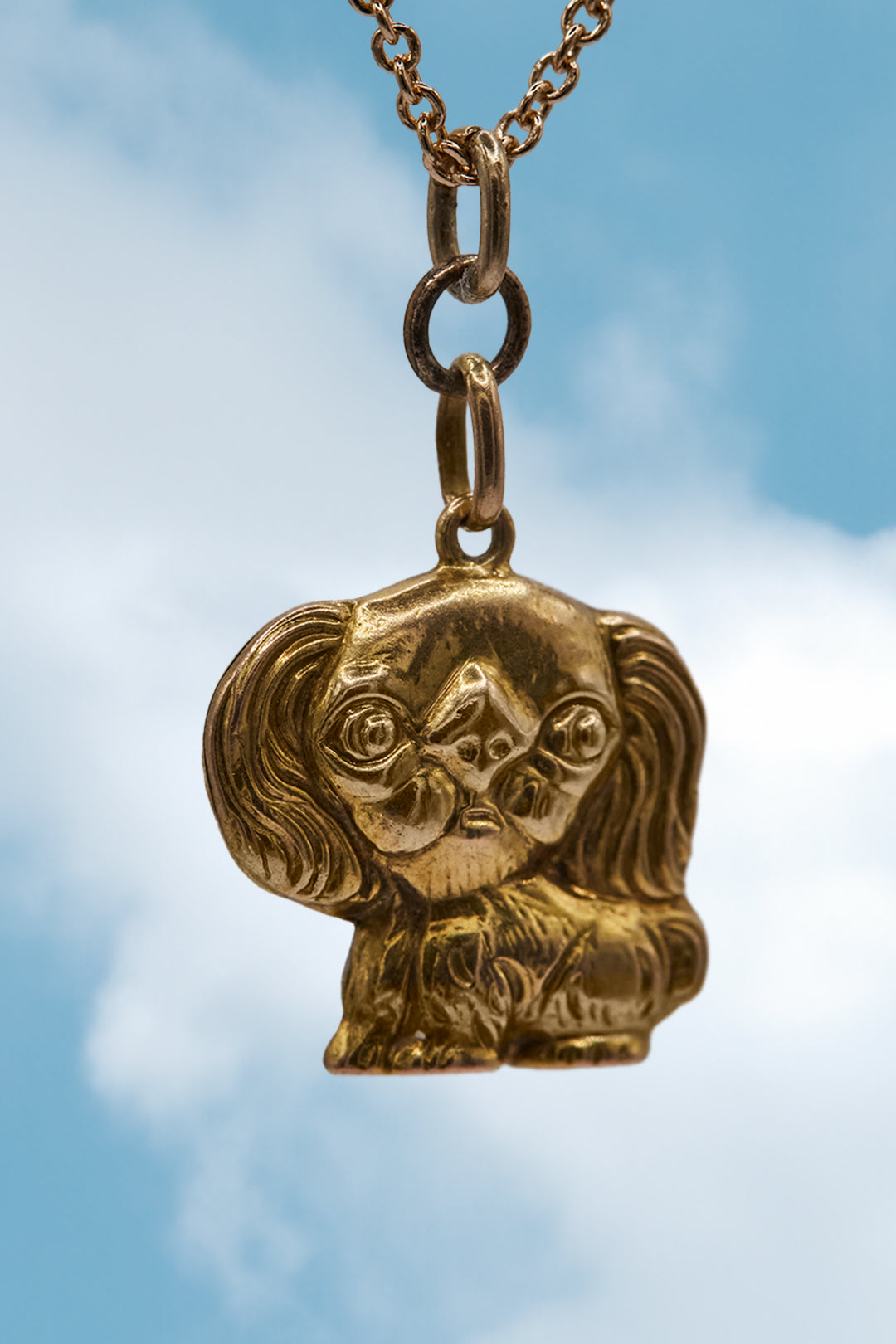 The Adventurous Golden Spaniel Dog Charm (9ct 375 Gold 1950s)