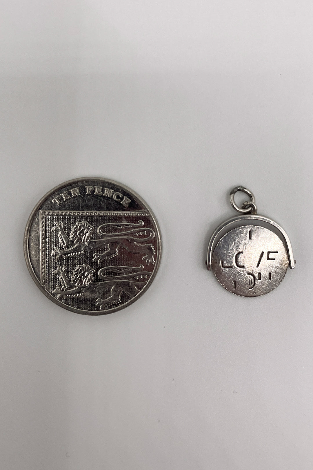 The Articulated 'I Love You' Spinner of Eternity Vintage Charm (925 Sterling Silver made c 1950s - 1970s)