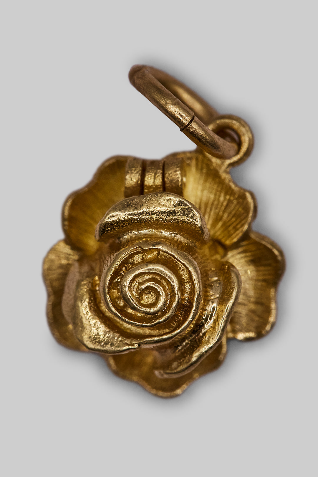 The Delicate Opening Golden Rose with a Ladybird Vintage Charm (9ct 375 Gold)