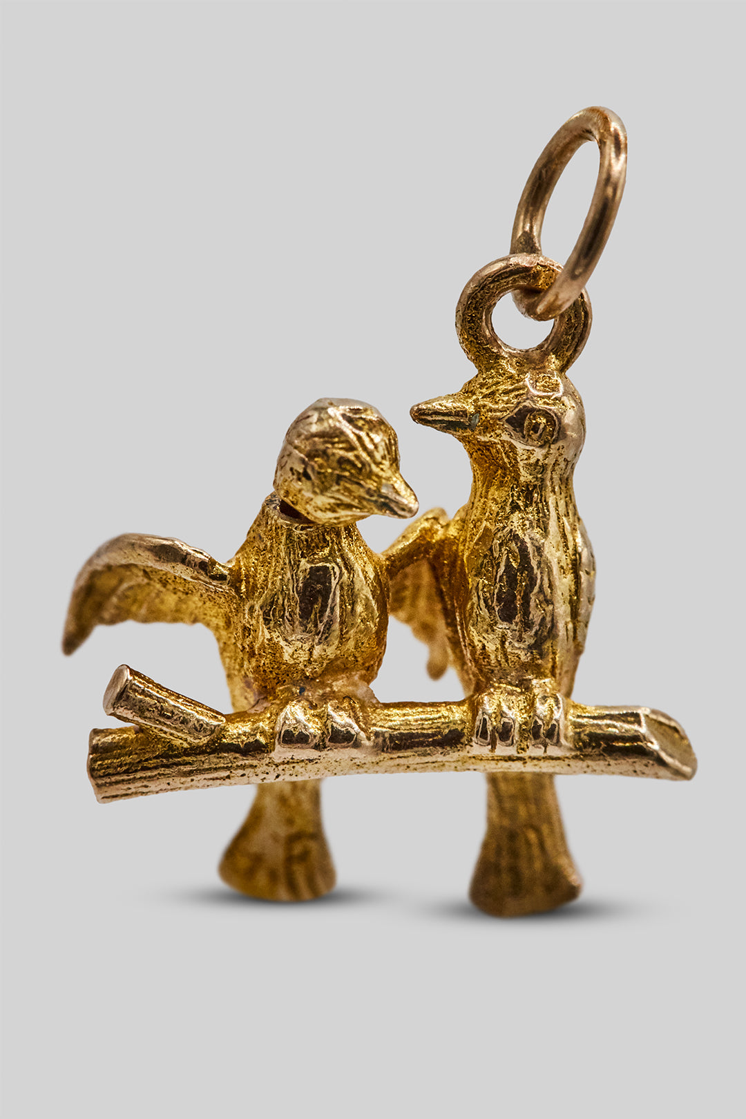 The Loyal Golden Lovebirds Charm (9ct 375 Gold 1956)