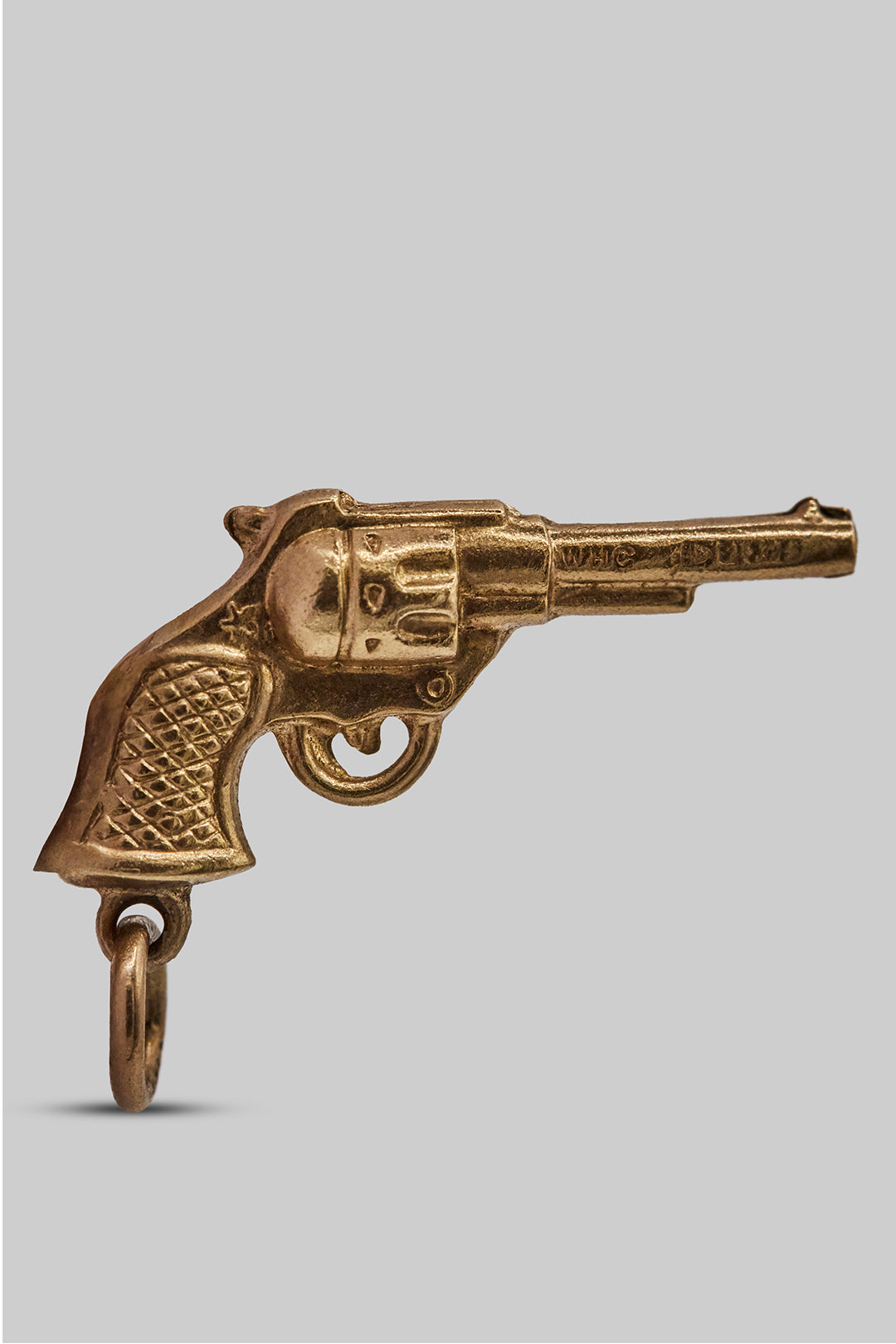 The Dangerous Golden Revolver Charm (9ct 375 Gold c 1960)