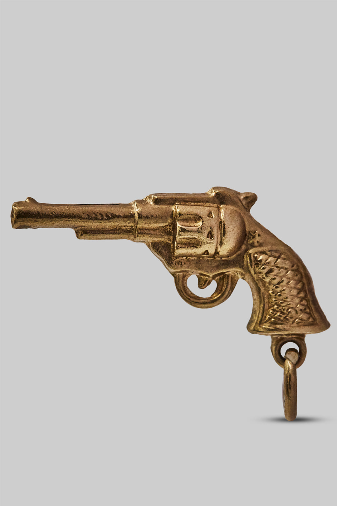 The Dangerous Golden Revolver Charm (9ct 375 Gold c 1960)