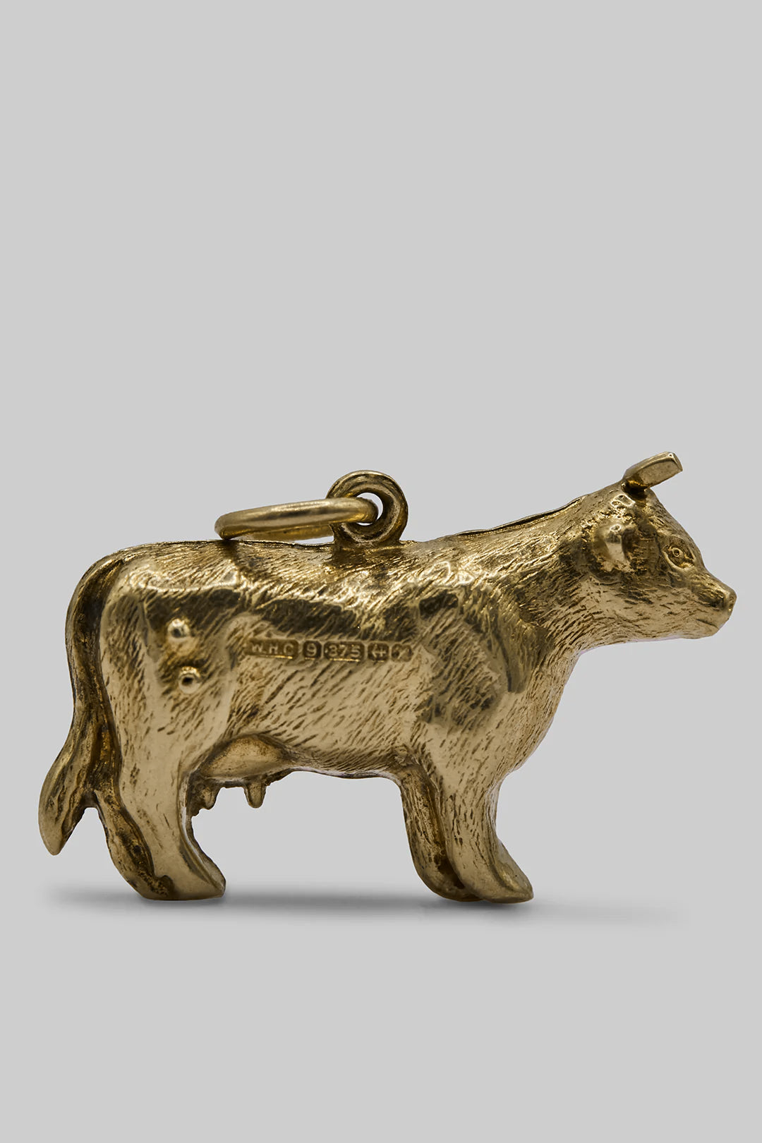 The Peaceful Golden Cow Charm (9ct 375 Gold 1973)