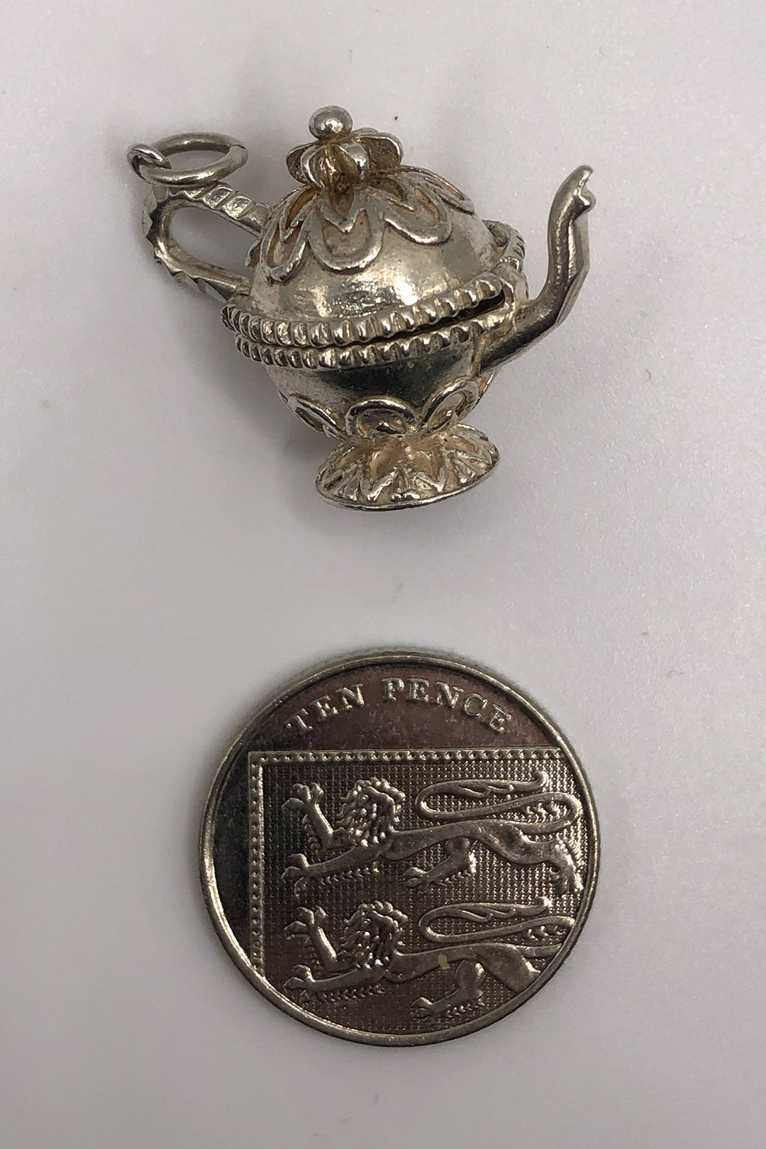 The Charming Teapot Vintage Charm (925 Sterling Silver)