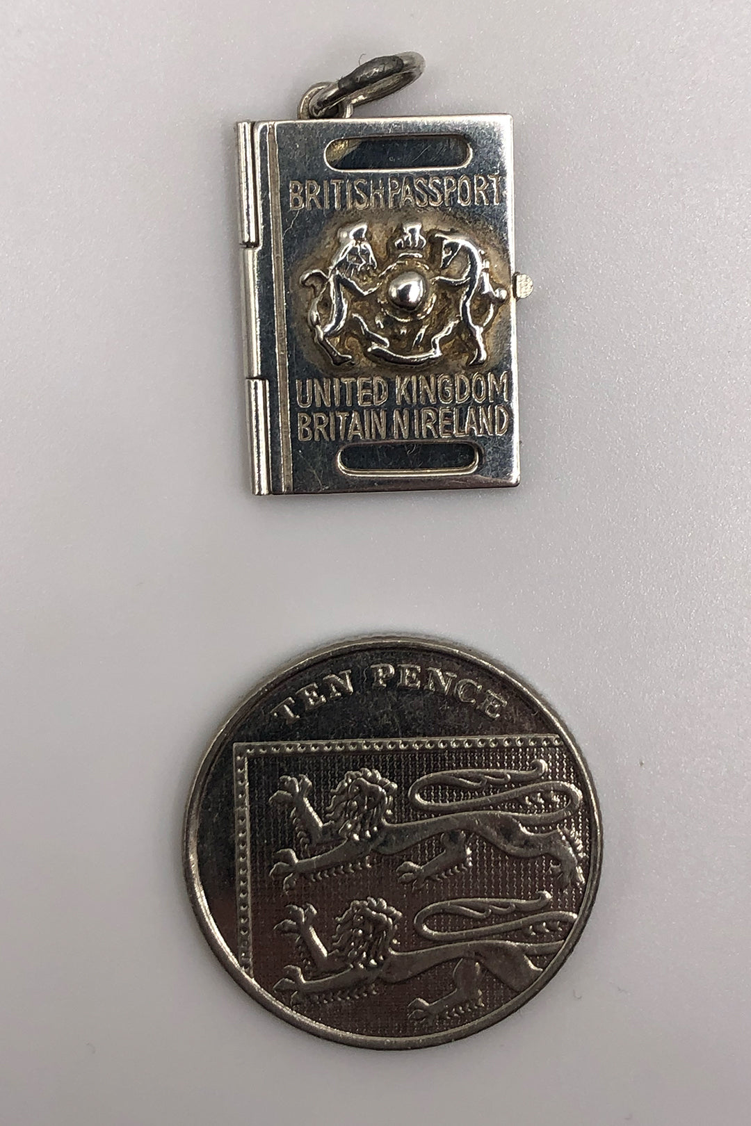 The Opening International Passport Vintage Charm (925 Sterling Silver)