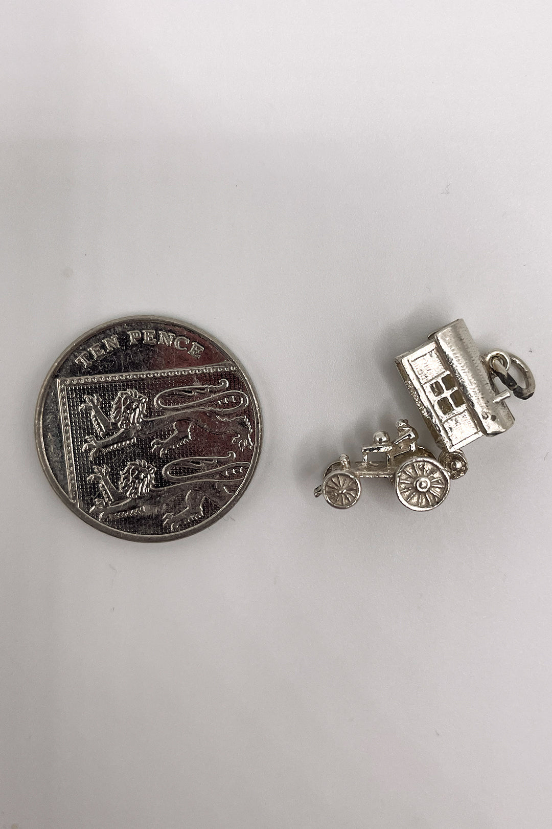 The Mysterious Fortune Teller of the Circus Opening Vintage Charm (925 Sterling Silver made c 1950s - 1970s)