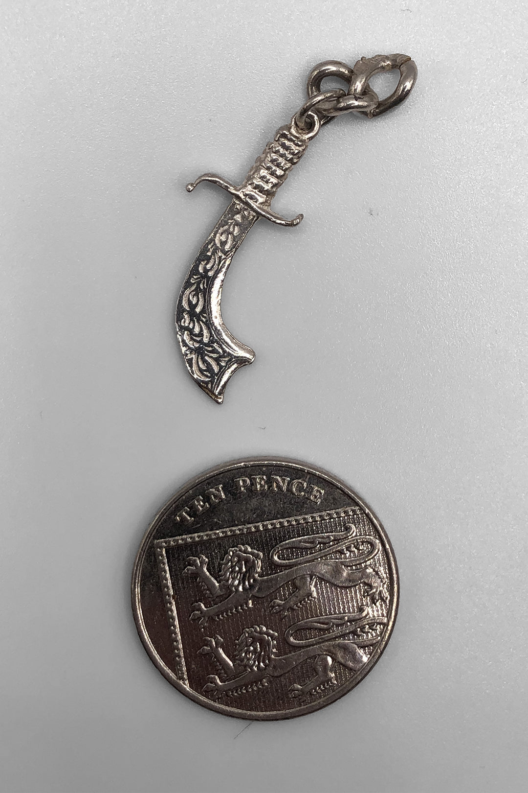 The Defender Sword Vintage Charm (925 Sterling Silver)