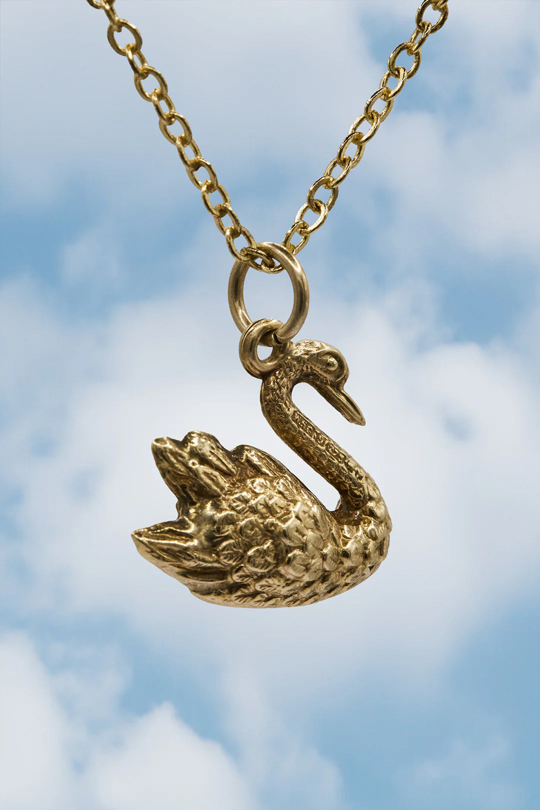 9ct 375 Gold Vintage Swan Charm (1967)
