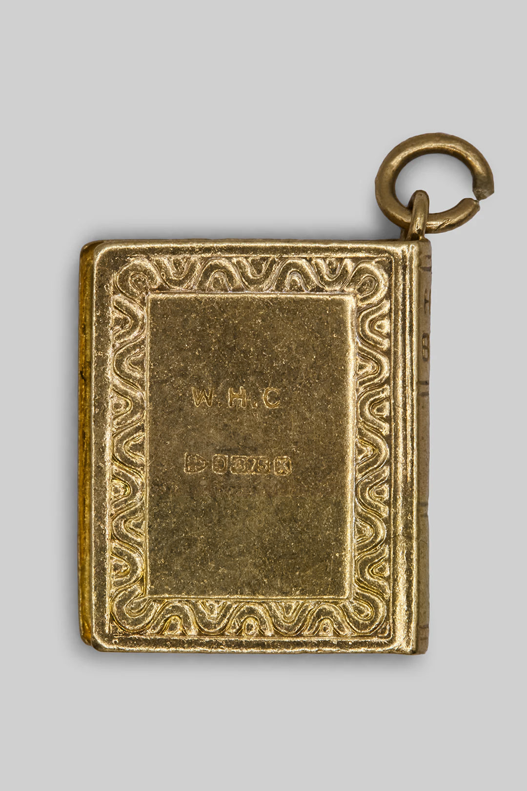 The Sacred Golden Bible Charm (9ct 375 Gold 1960)