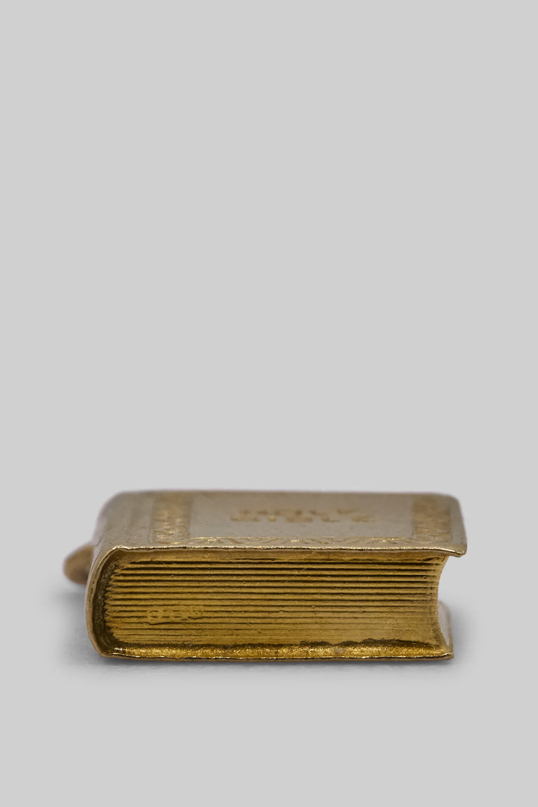 The Sacred Golden Bible Charm (9ct 375 Gold 1960)