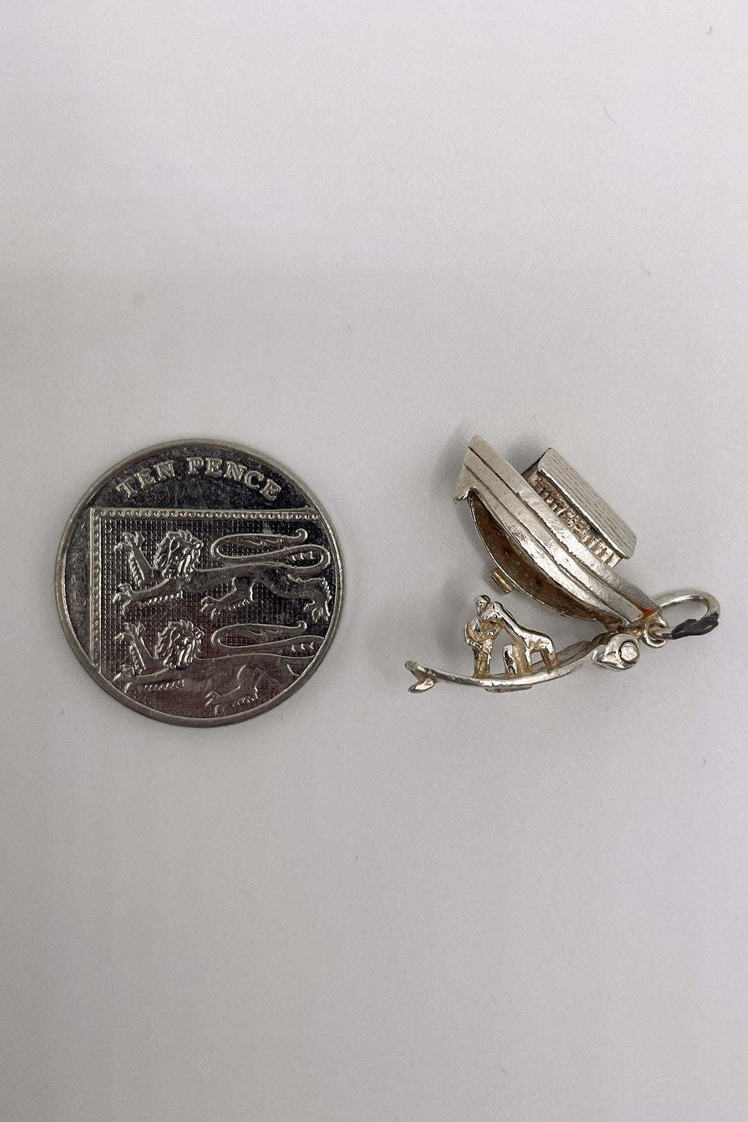 Noah's Animal Rescue Ark Opening Vintage Charm (925 Sterling Silver made c 1950s - 1970s)