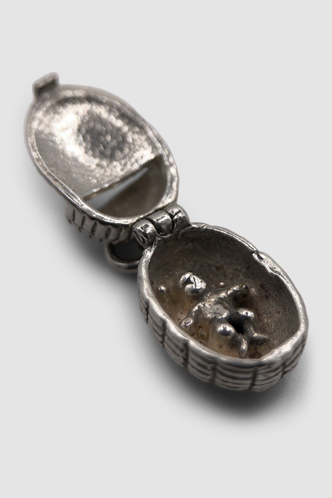 The Opening Adorable Baby in a Cradle Vintage Charm (925 Sterling Silver)