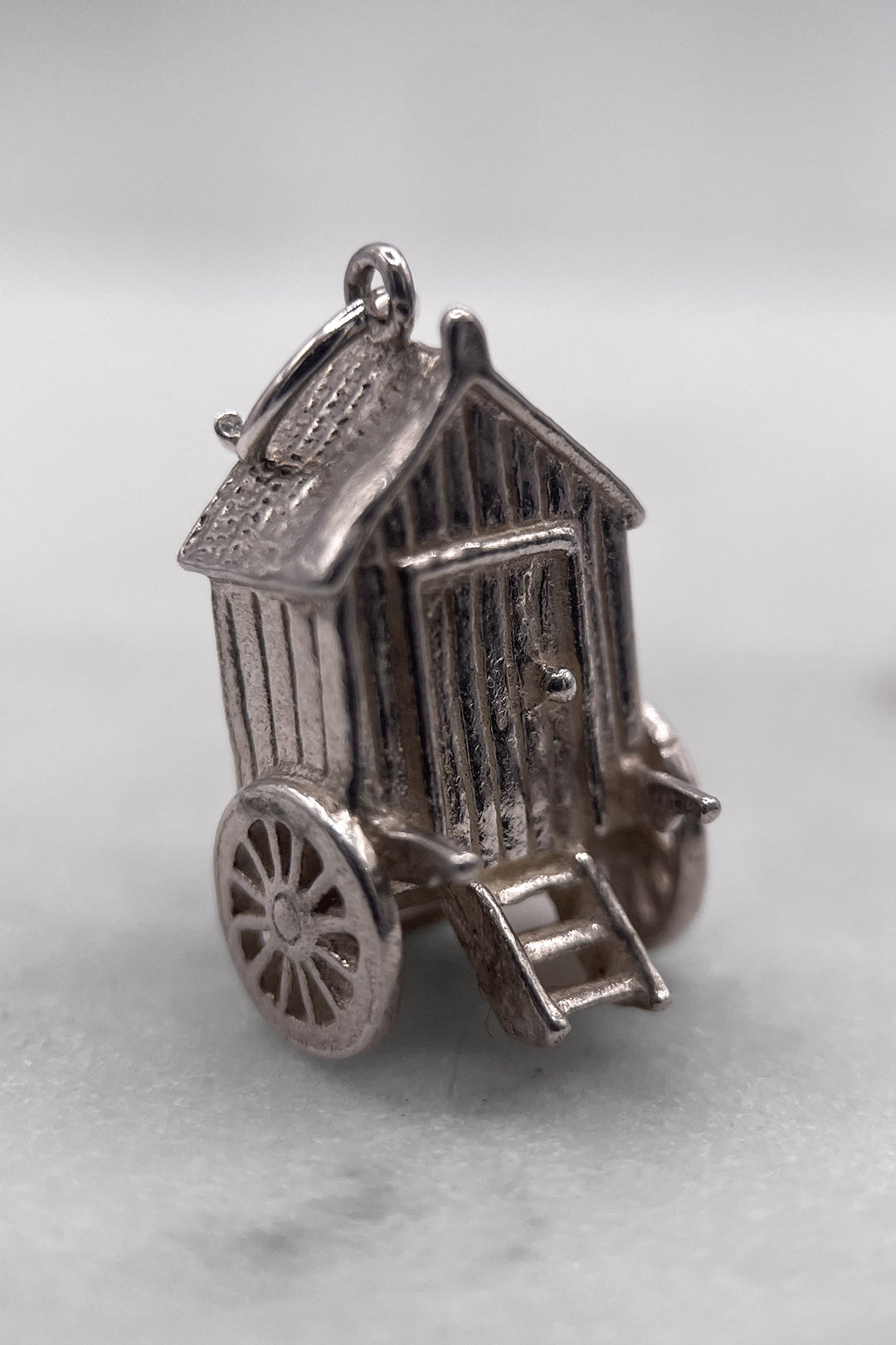 The Nude Lady of the Bath House Opening Vintage Charm (925 Sterling Silver, made circa 1950 - 1970)