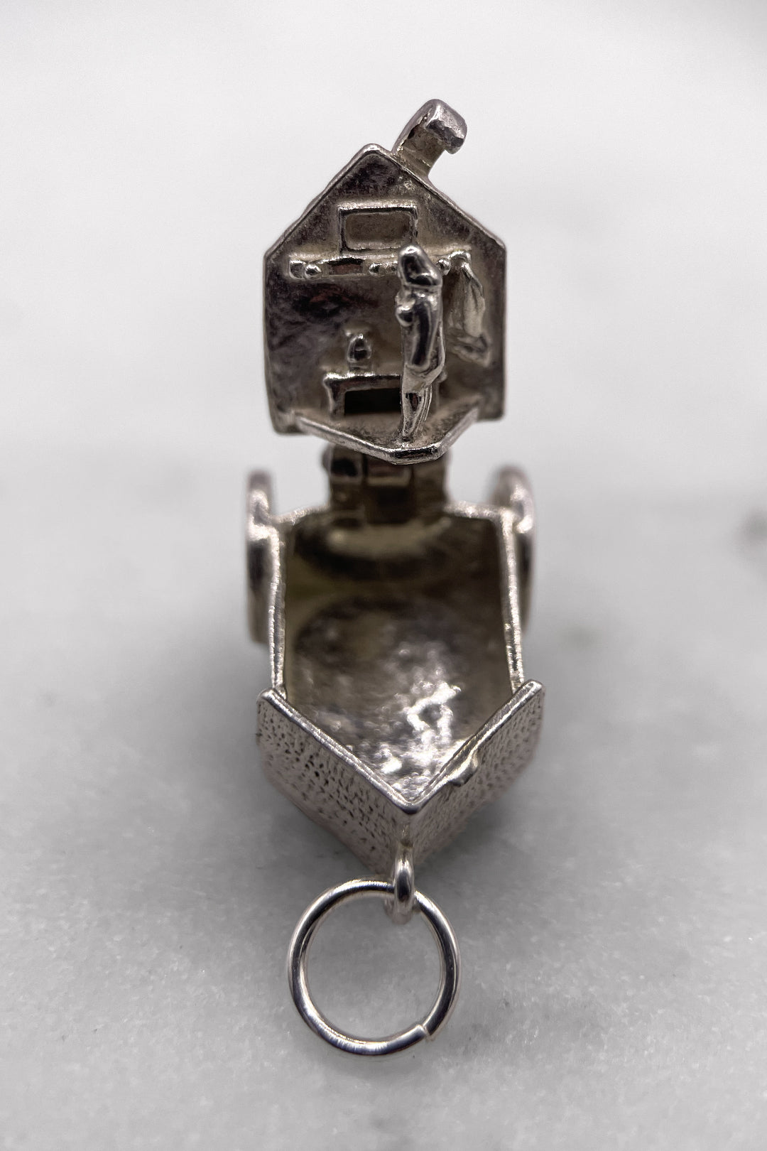 The Nude Lady of the Bath House Opening Vintage Charm (925 Sterling Silver, made circa 1950 - 1970)