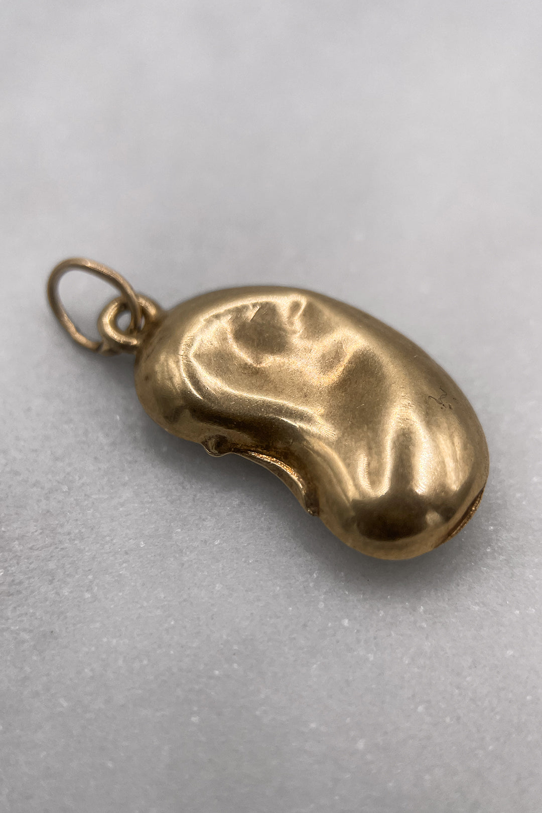 The Rare Antique Victorian Lucky Bean Charm (375 9ct gold, made early 1900)