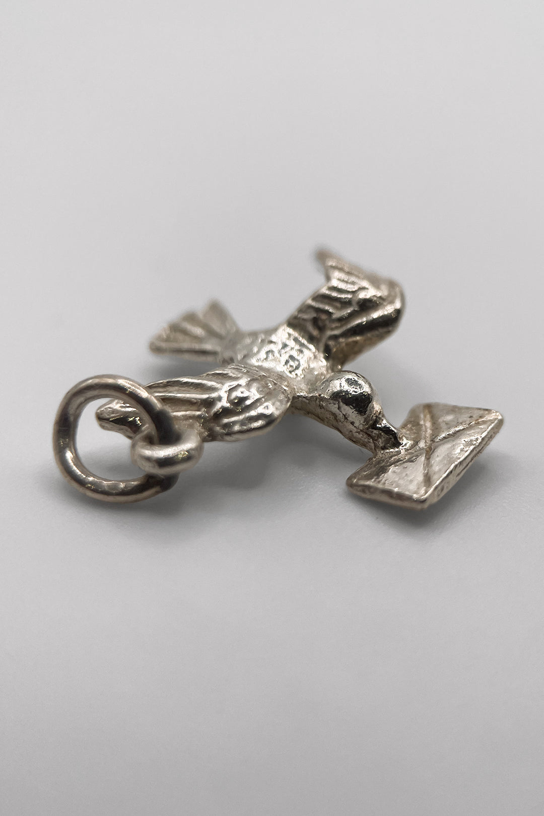 The Sky Flying Messenger Bird of Peace Vintage Charm  (925 Sterling Silver made c 1950s - 1970s)