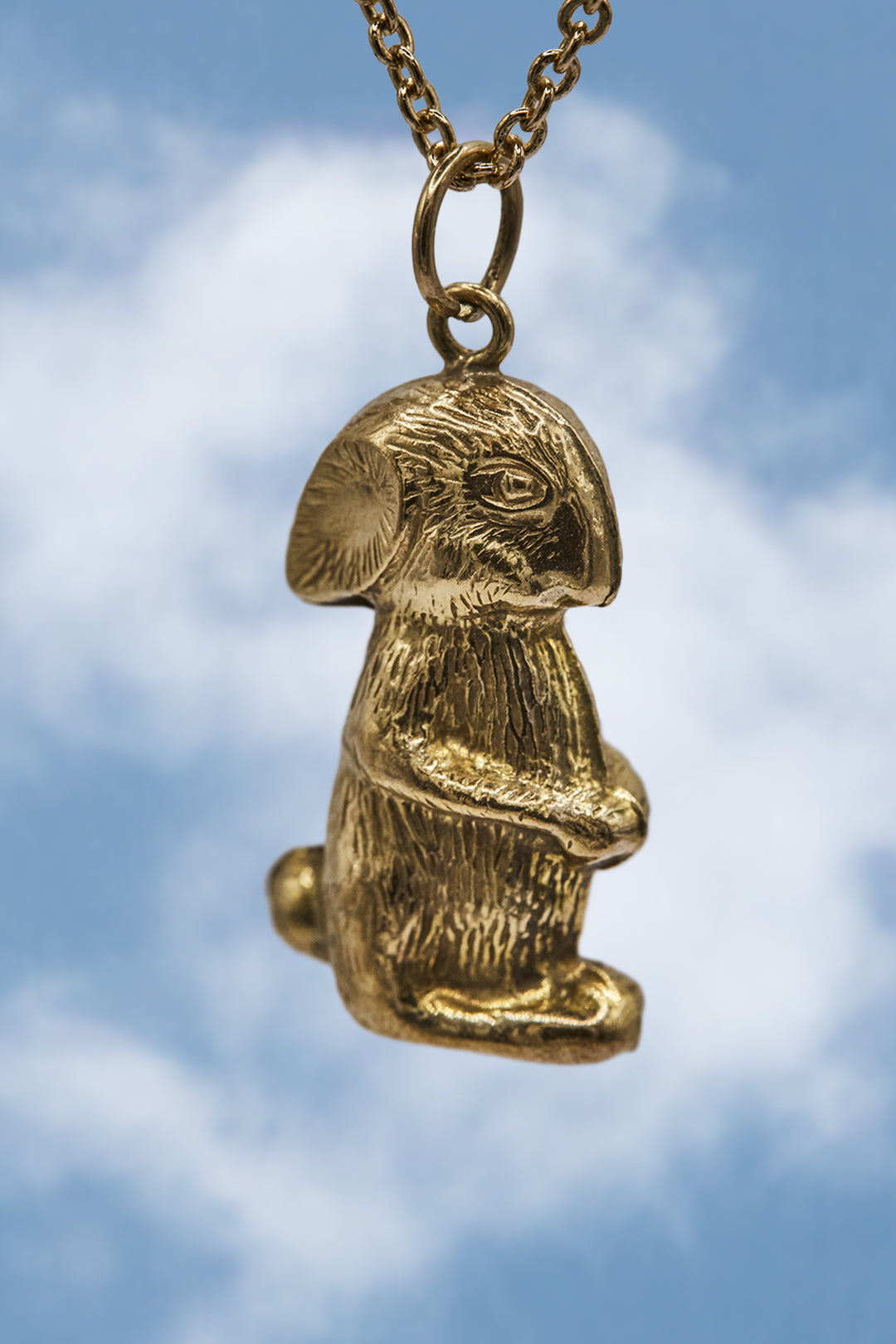 The Curious Golden Bunny Charm (9ct 375 Gold 1979)