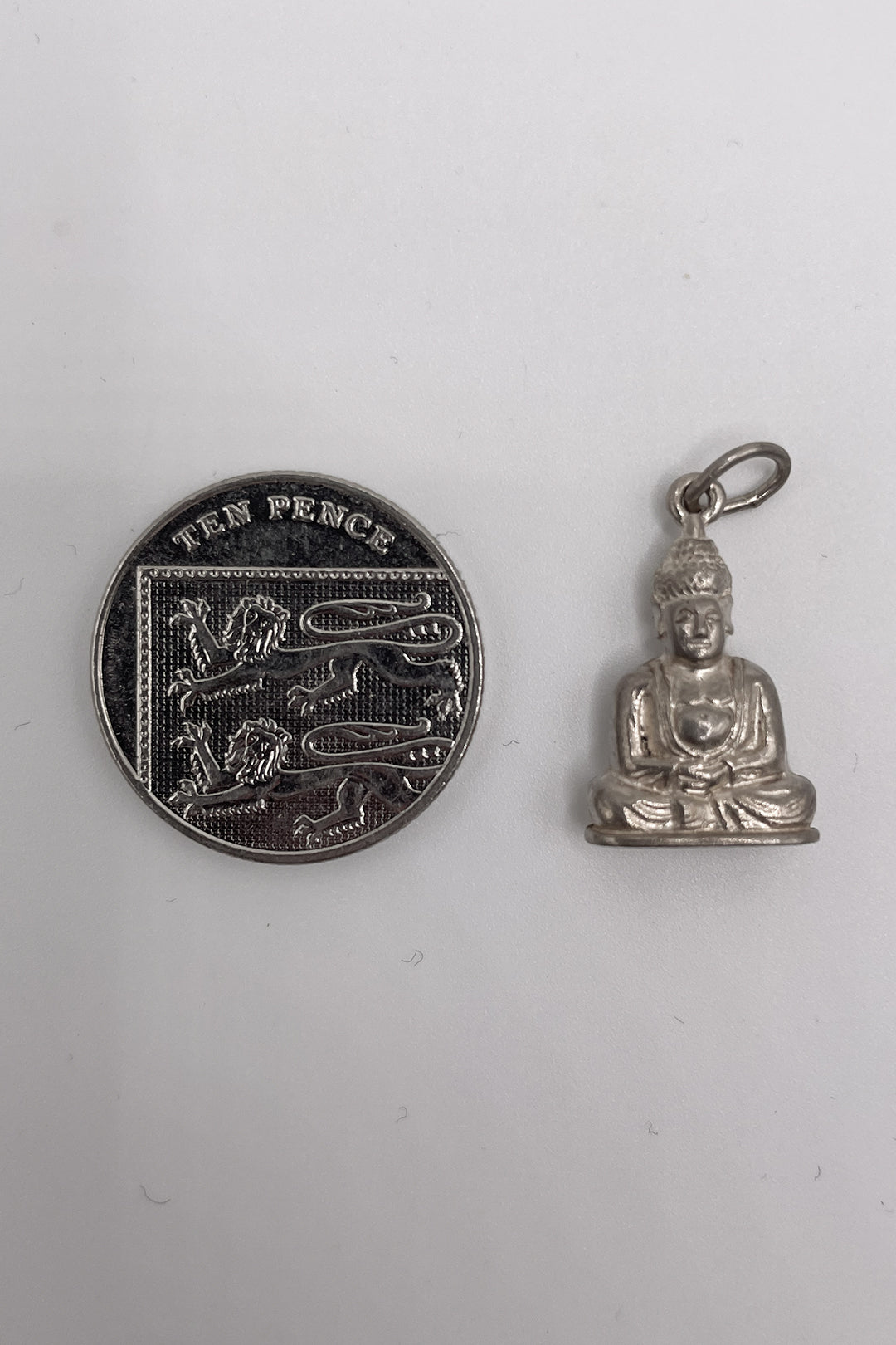 The Calming Meditative Buddha Vintage Charm (925 Sterling Silver, made circa 1950 - 1970)