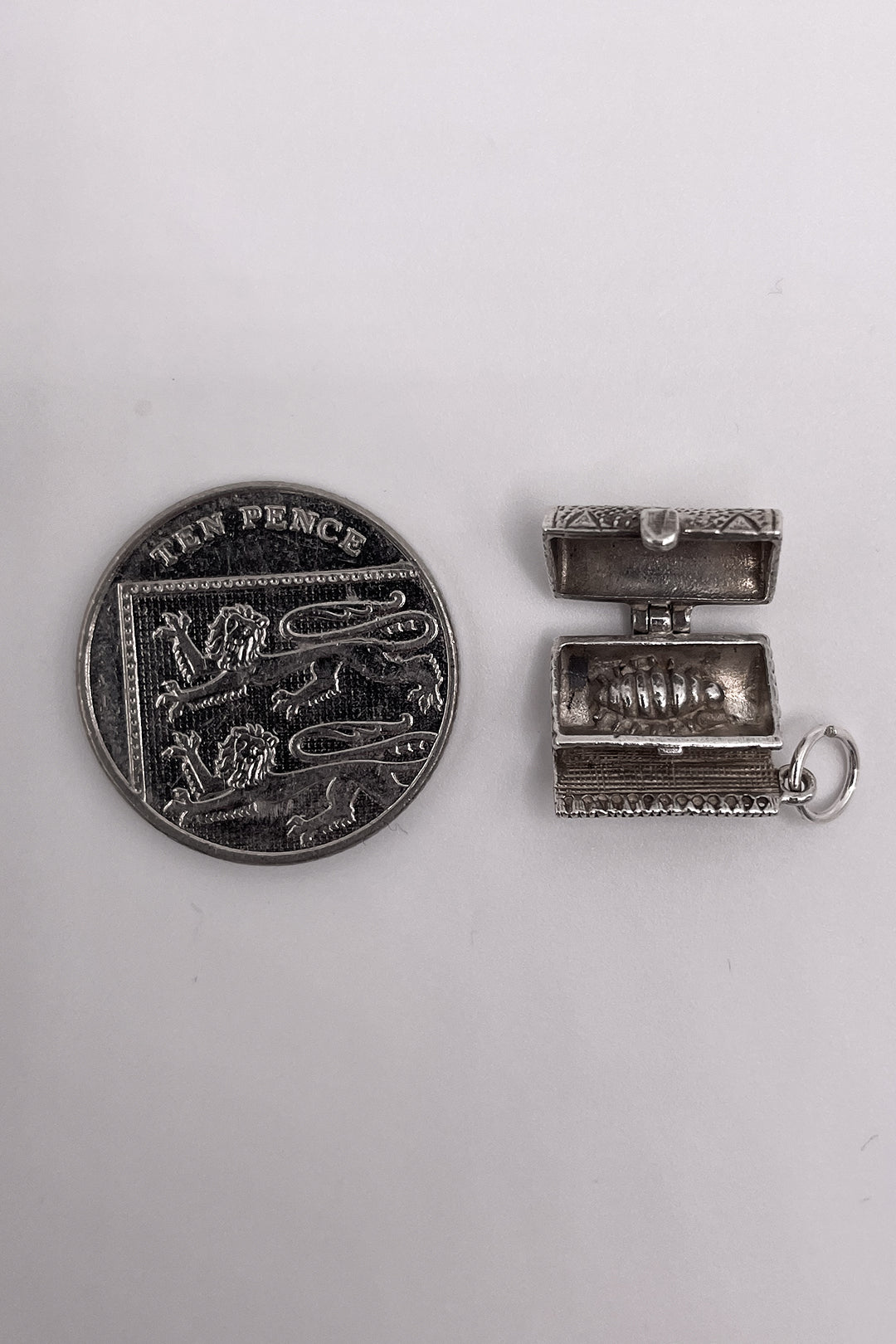 Rare! The Happy Termite Inside the Old Antique Carpet Opening Vintage Charm (925 Sterling Silver made c 1950s - 1970s)