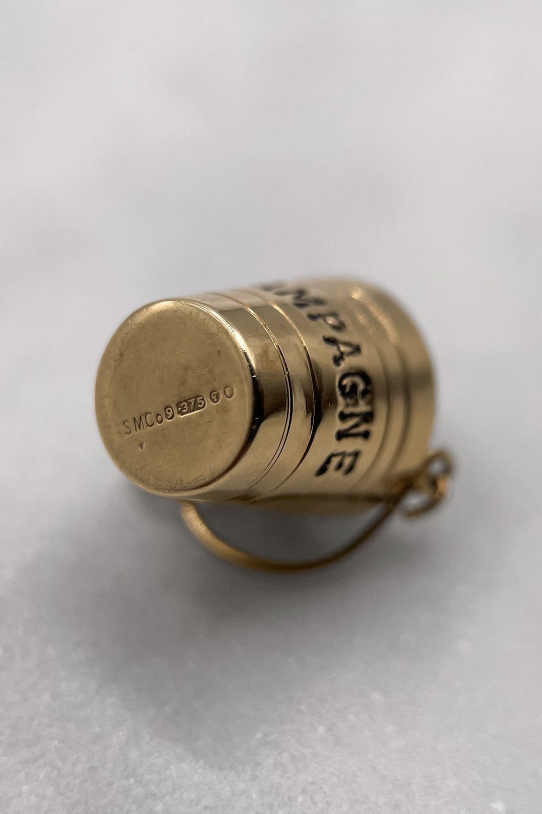 The Ice Cold Champagne Celebration Bucket Vintage Charm (375 9ct gold, made in 1974)