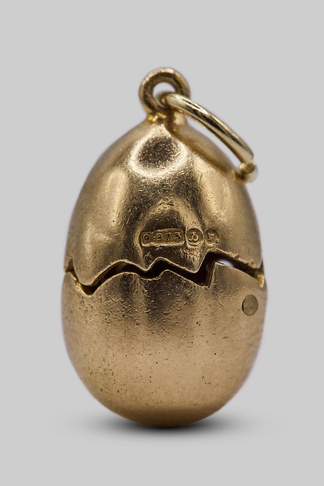 The Baby Chicks Hatching Egg Charm (375 9ct gold, made by Georg Jensen  in 1957)