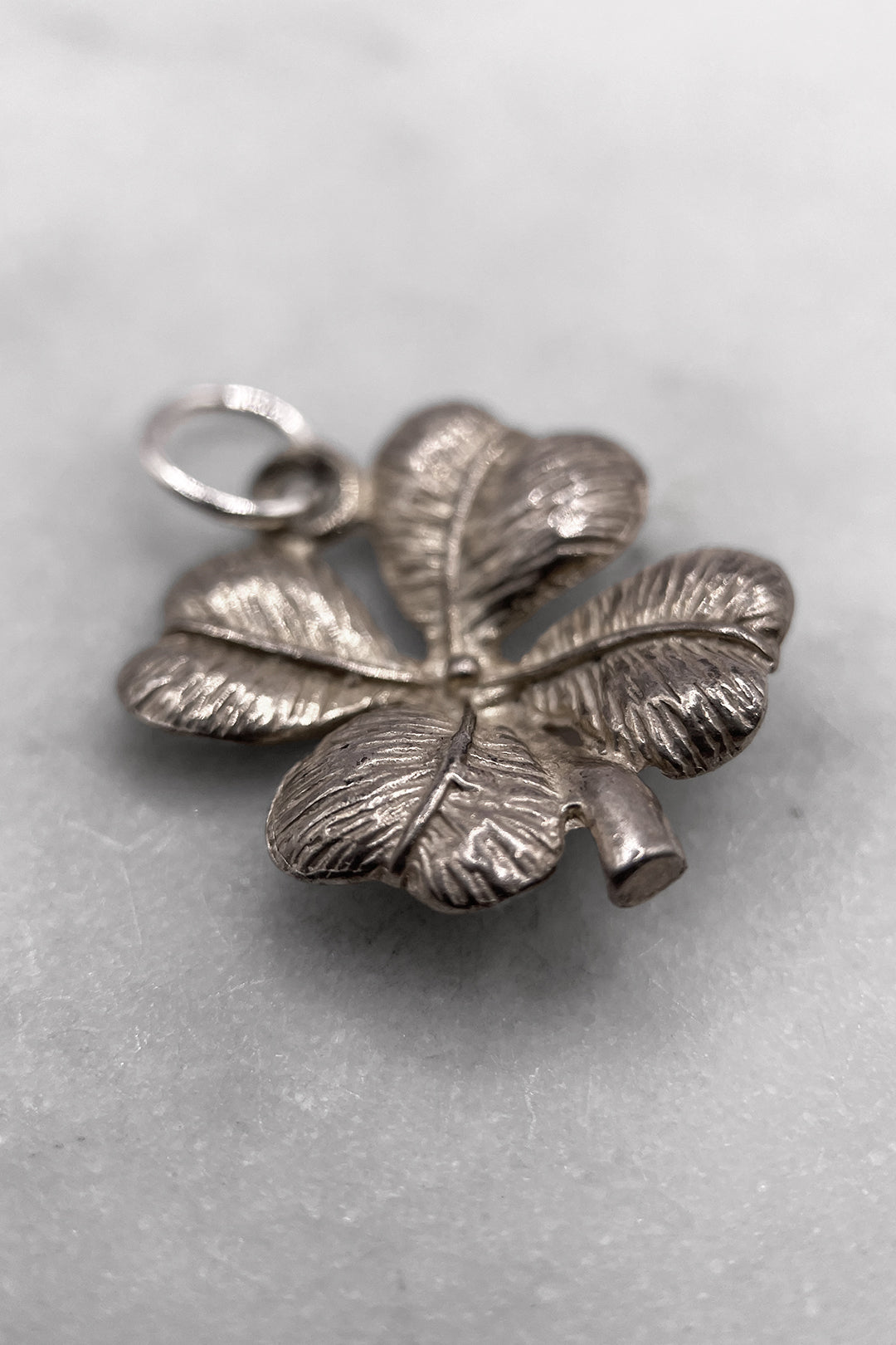 The Lucky Four Leaf Clover of Fortune Vintage Charm (925 Sterling Silver, made circa 1950 - 1970)