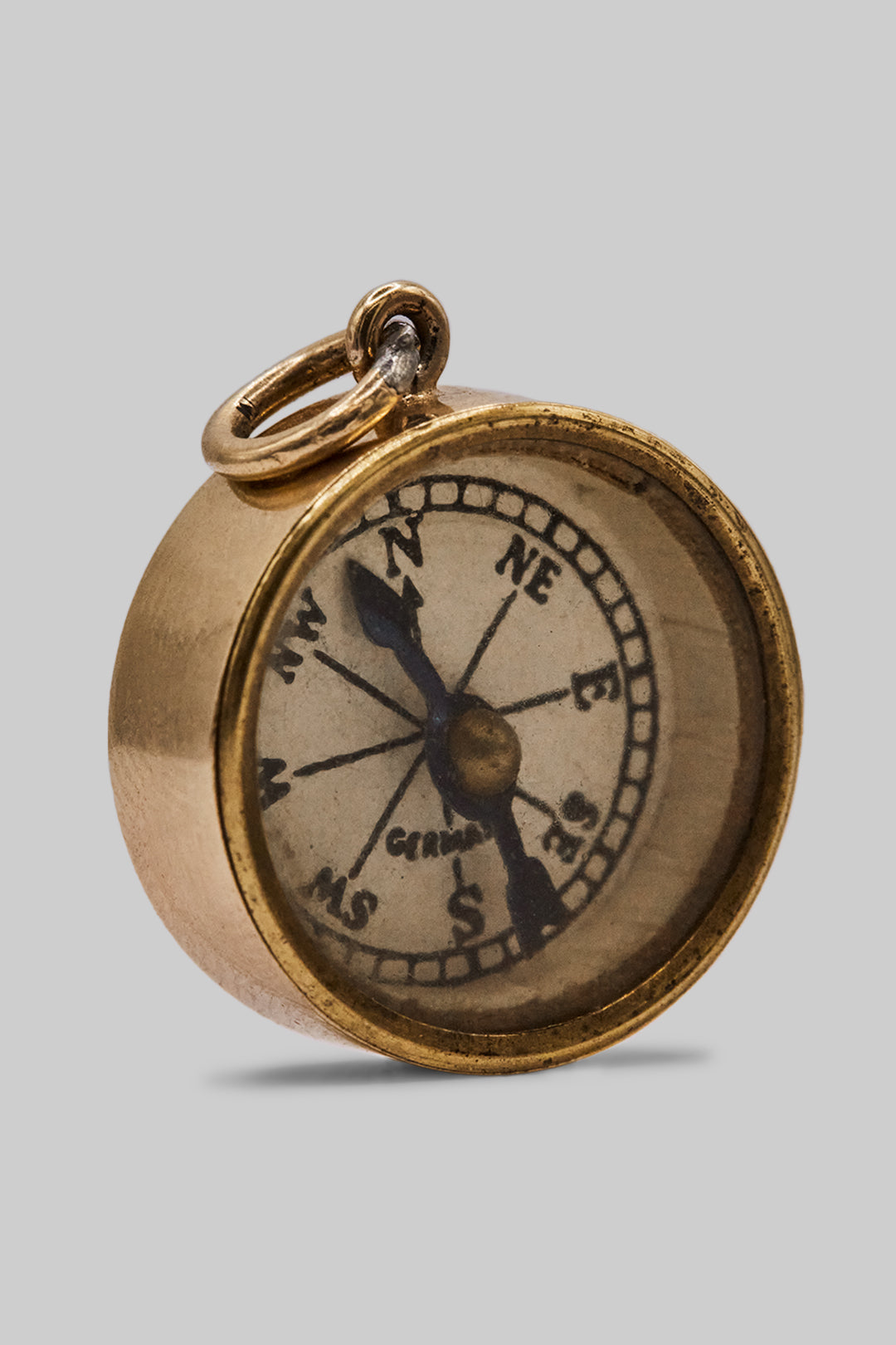 The Traveller’s St Christopher Compass CharmI (375 9ct gold, made in 1962)