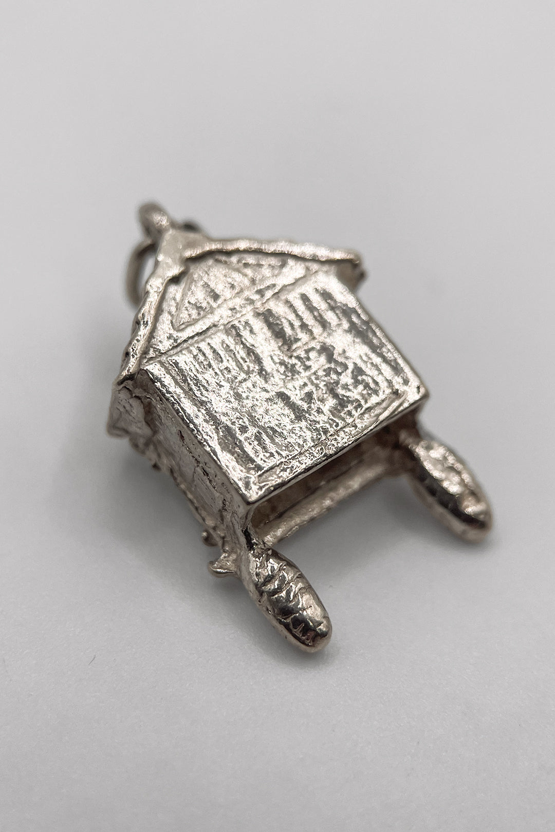 The Crazy Cuckoo Clock of the Lodge House Vintage Charm (925 Sterling Silver, made circa 1950 - 1970)