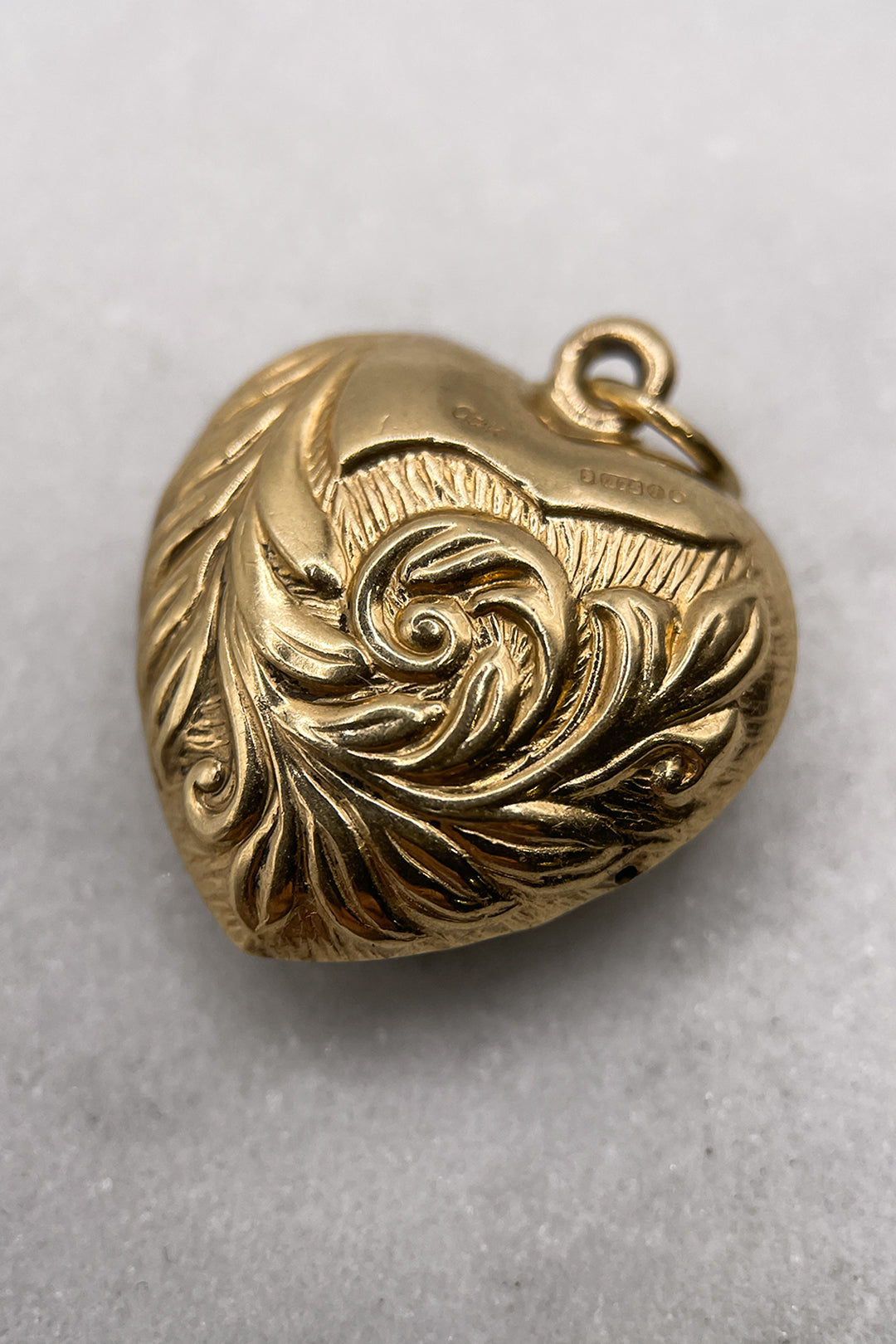 The Ornate Golden Heart of Devotion Charm (375 9ct gold, made in 1965)