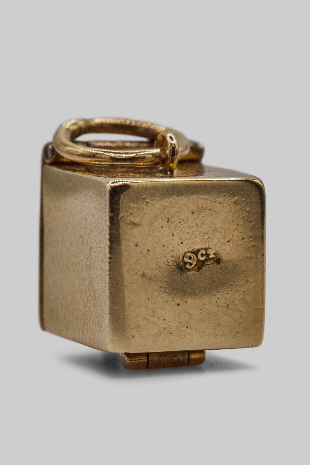 The Antique Golden Devil's Box of Surprises (375 9ct gold, made circa 1920's)