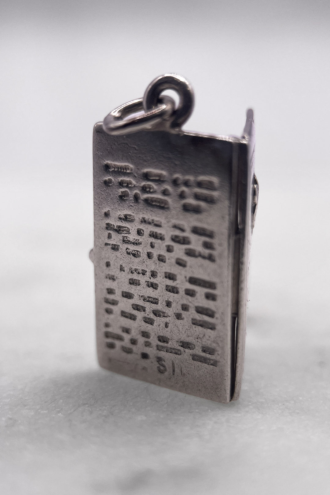 The Opening Drivers License of Freedom Vintage Charm (925 Sterling Silver, made circa 1950 - 1970)