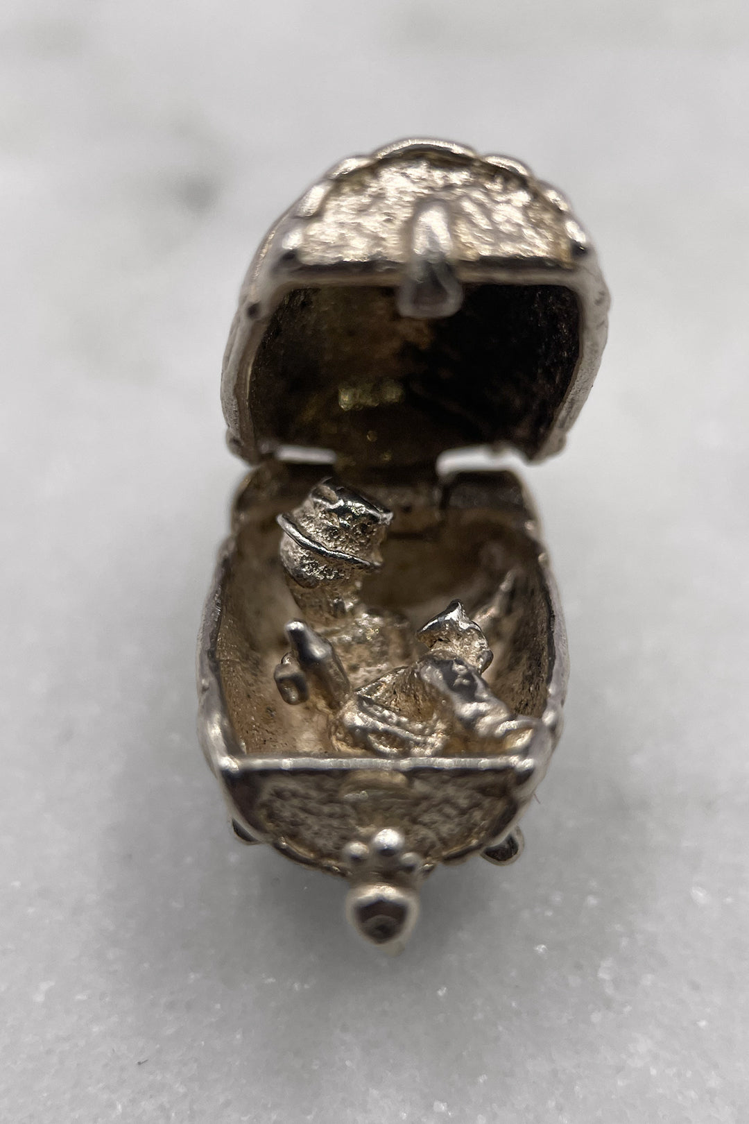 The Crazy Drunken Man of the Barrells Opening Vintage Charm (925 Sterling Silver, made circa 1950 - 1970)