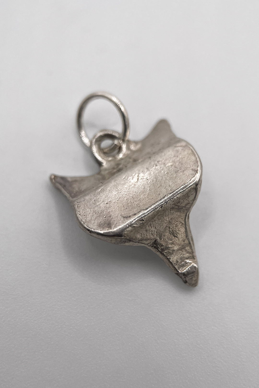 The Quiet Fox Vintage Charm (925 Sterling Silver, made circa 1950 - 1970)