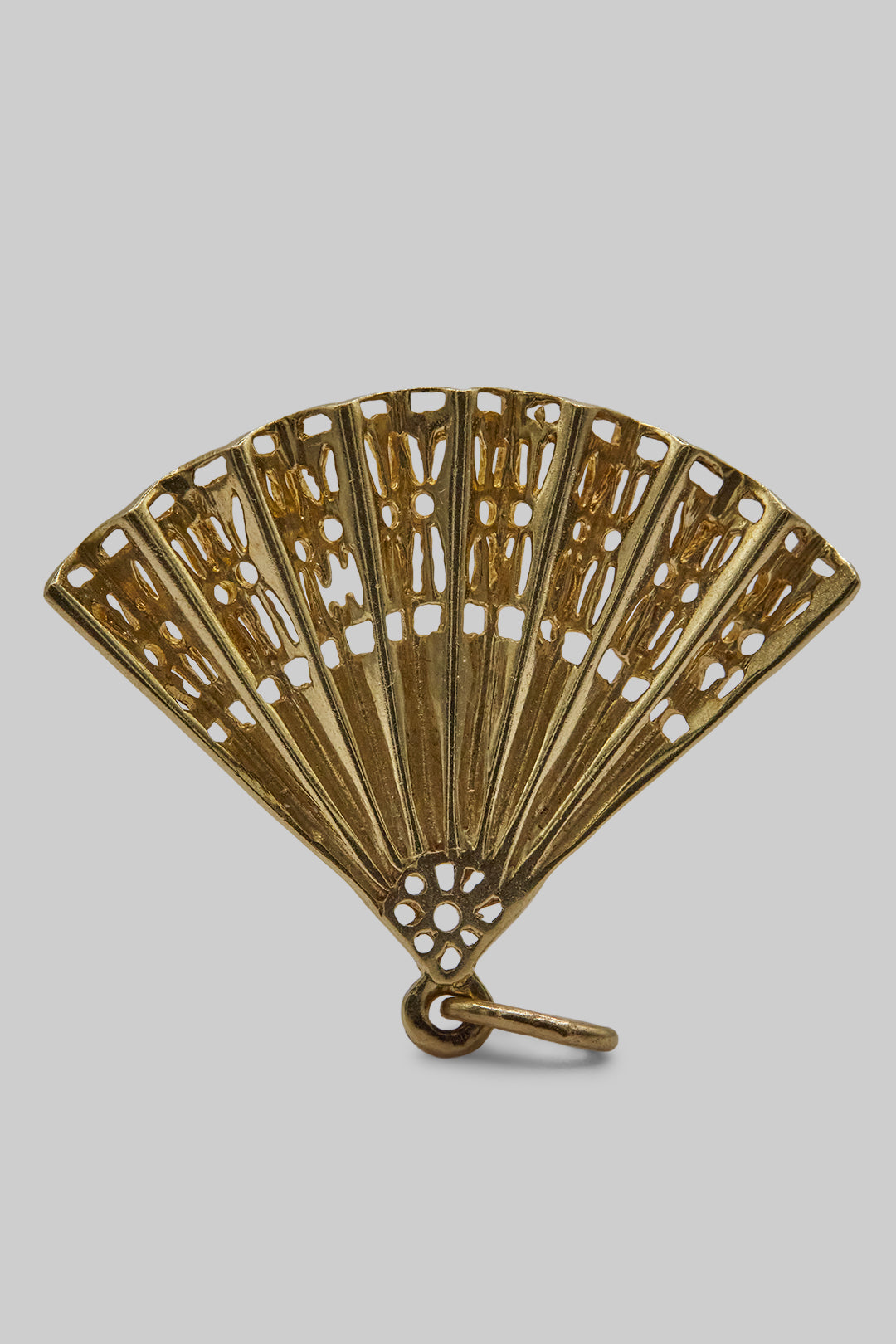 The Golden Oriental Brisé Fan Charm (375 9ct gold, made in 1973)
