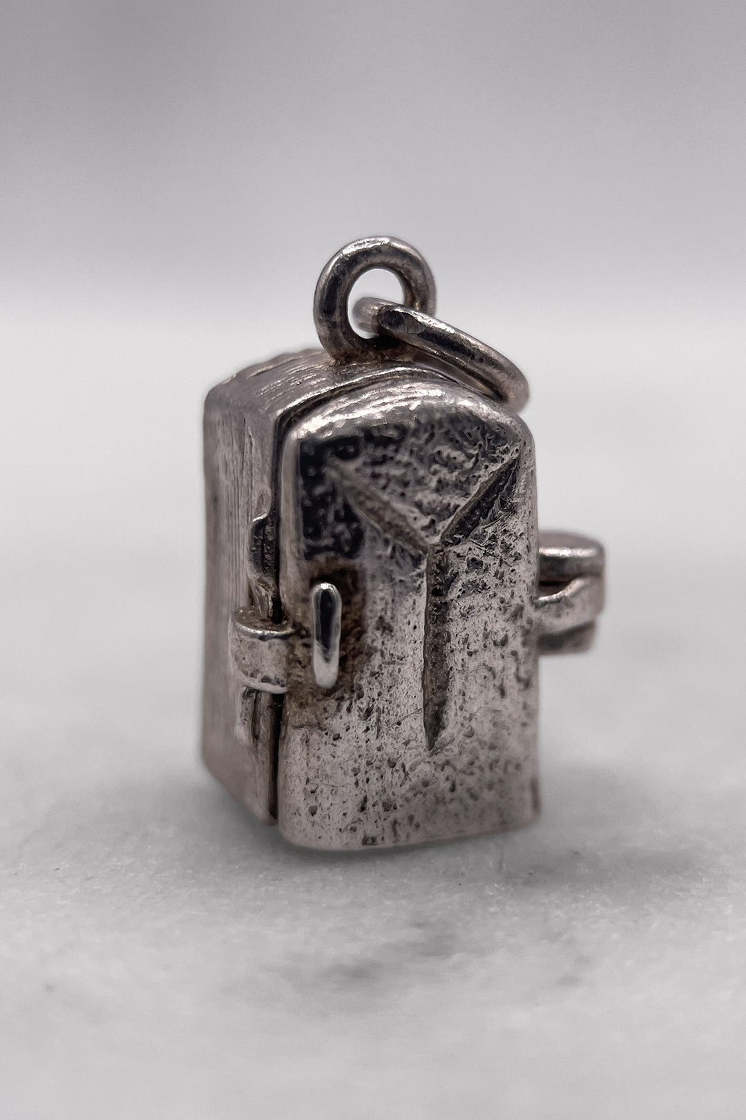 The Foodie's Essential Opening Kitchen Fridge Vintage Charm (925 Sterling Silver, made circa 1950 - 1970)