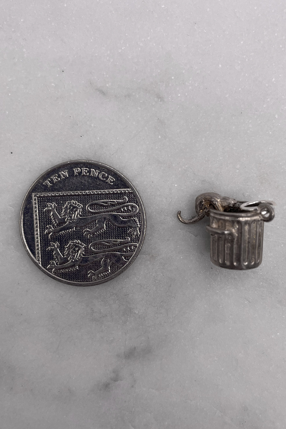 The Very Hungry Cat of the Trash Can Articulated Vintage Charm (925 Sterling Silver, made circa 1950 - 1970)