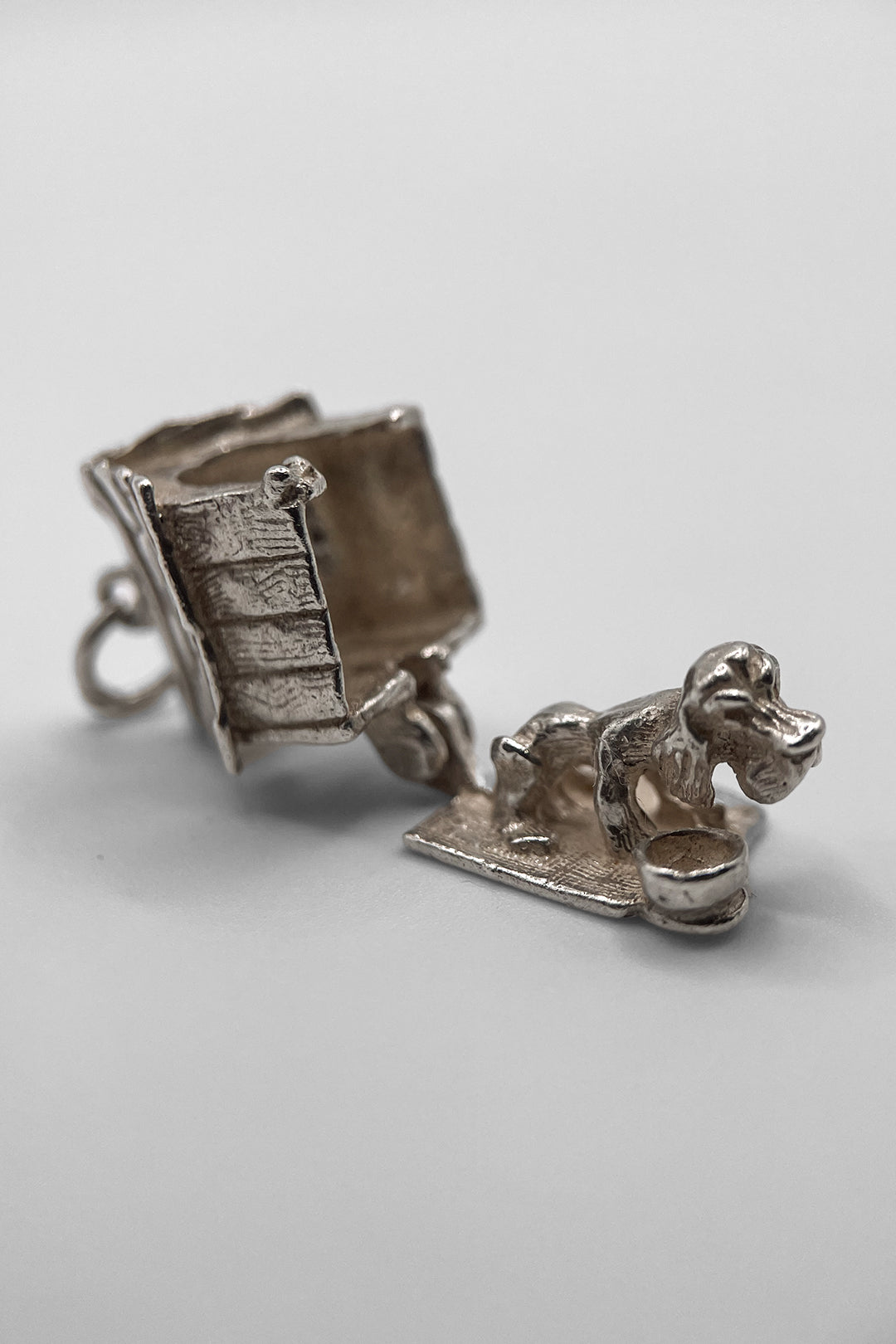 The Naughty Doggy in the Kennel Opening Vintage Charm (925 Sterling Silver made c 1950 - 1970)