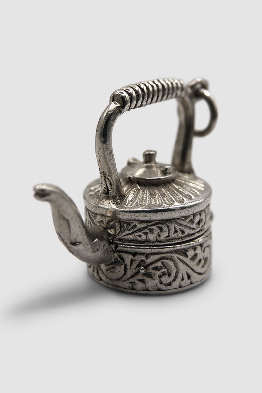 The Opening Engraved Kettle Vintage Charm (925 Sterling Silver)