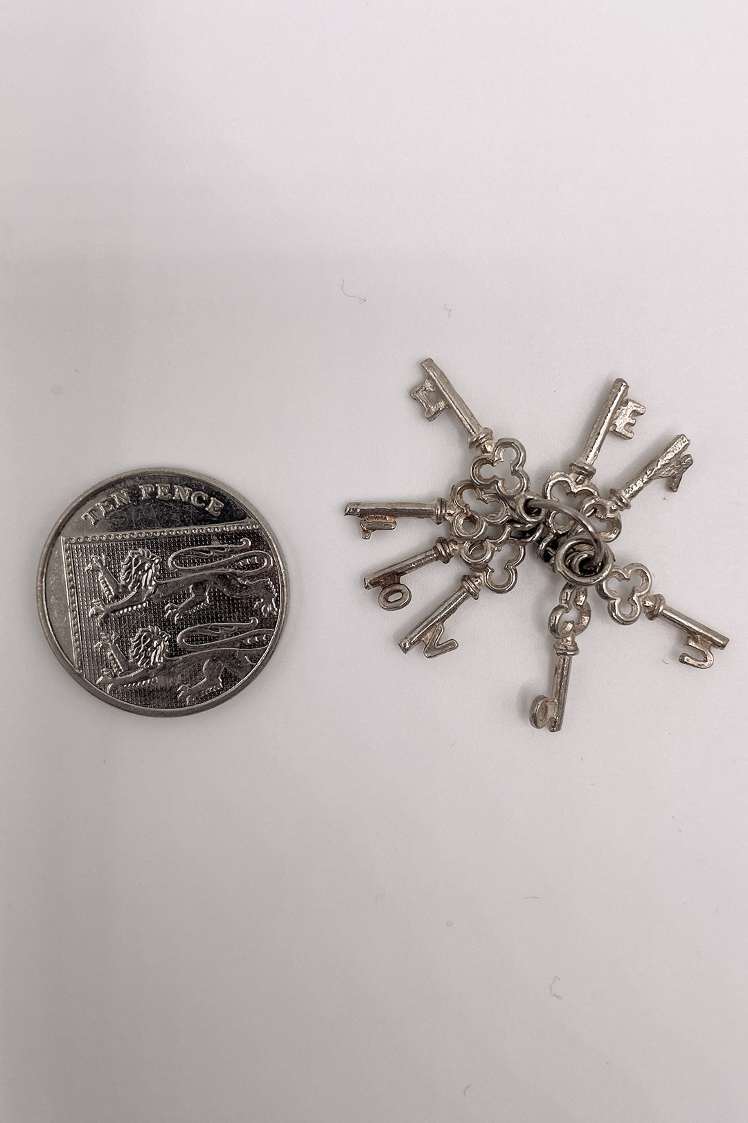 The 'I Love You' Keys of Devotion Vintage Charm (925 Sterling Silver made c 1950s - 1970s)