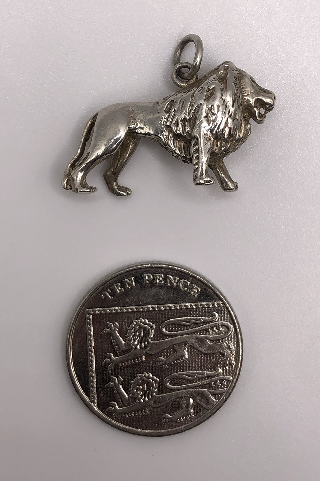 The Courageous Lion Vintage Charm (925 Sterling Silver)